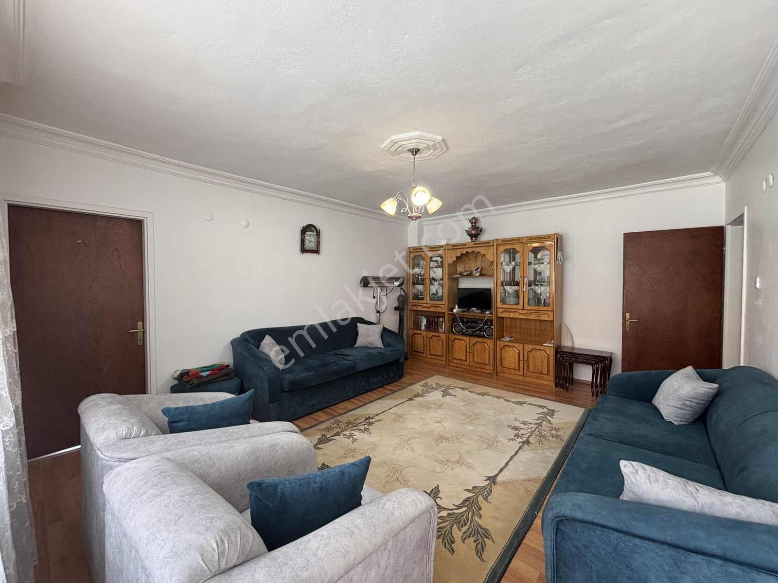 Barut Emlaktan Hicret Cami Yakını Güney E. Banyolu 3+1 Kat Daire - Görsel 11