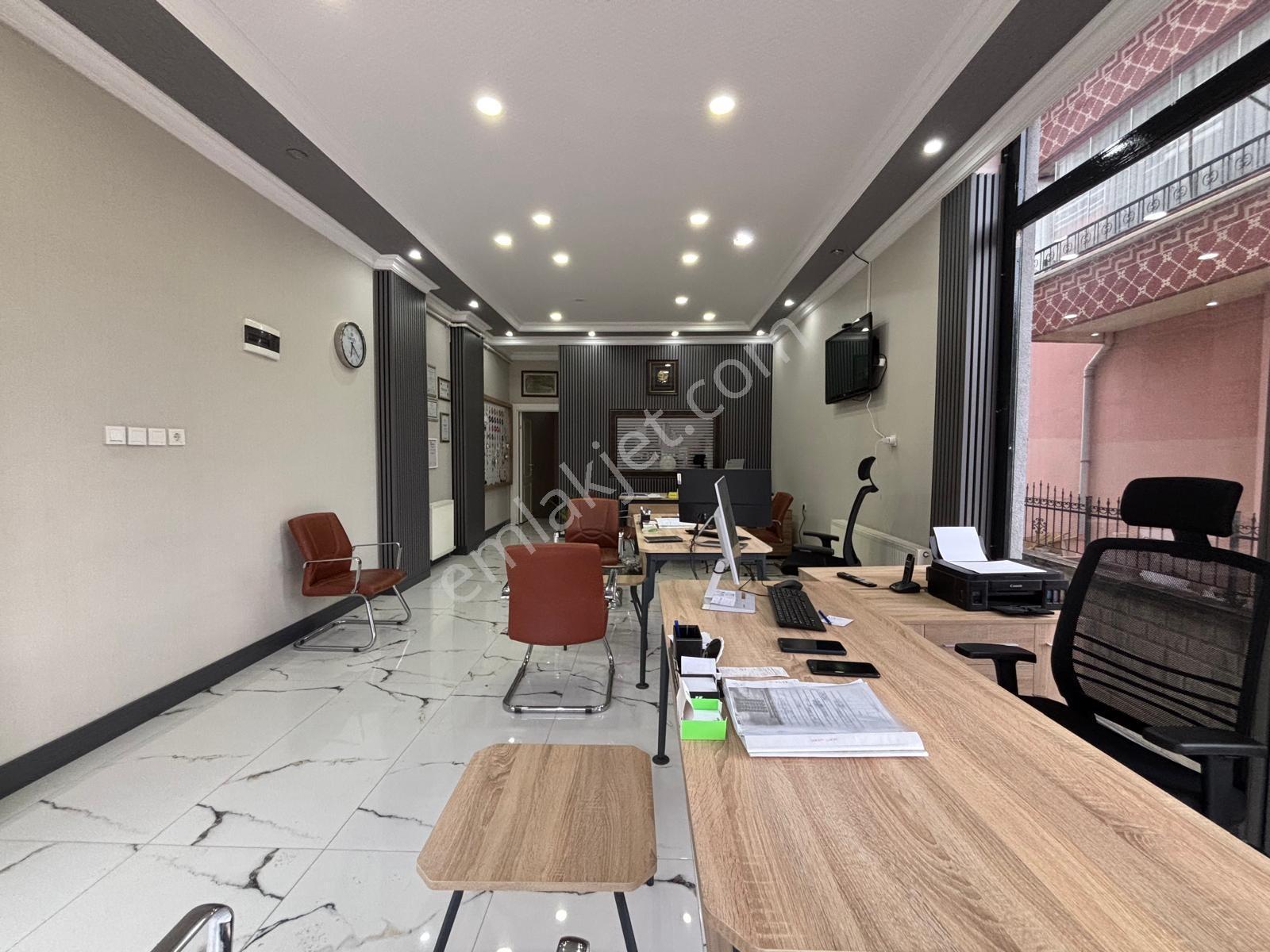 Barut Emlaktan Hicret Cami Yakını Güney E. Banyolu 3+1 Kat Daire - Görsel 24