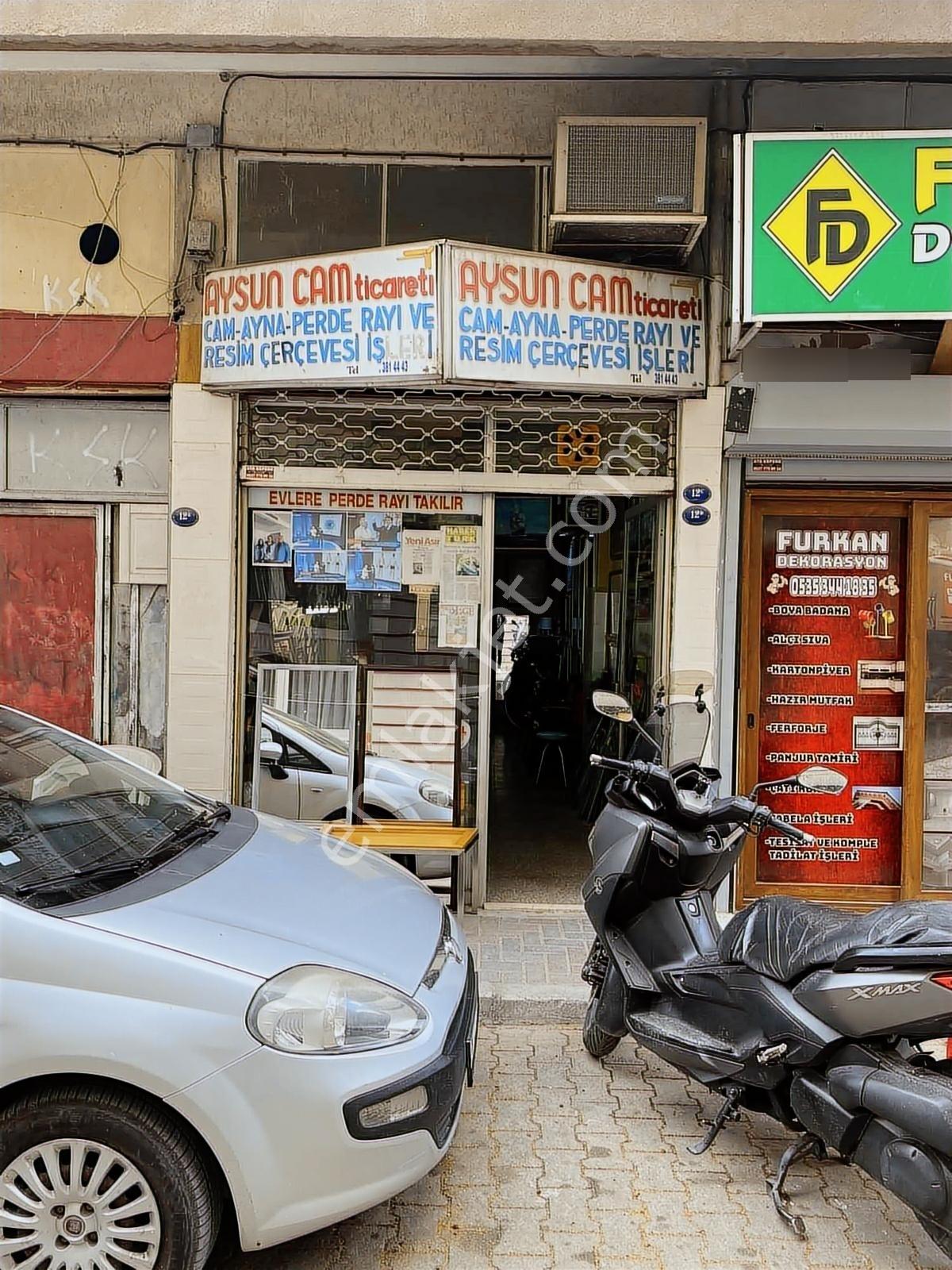 Karşıyaka Çarşı Yakını Satılık Batarlı Dükkan - Görsel 9