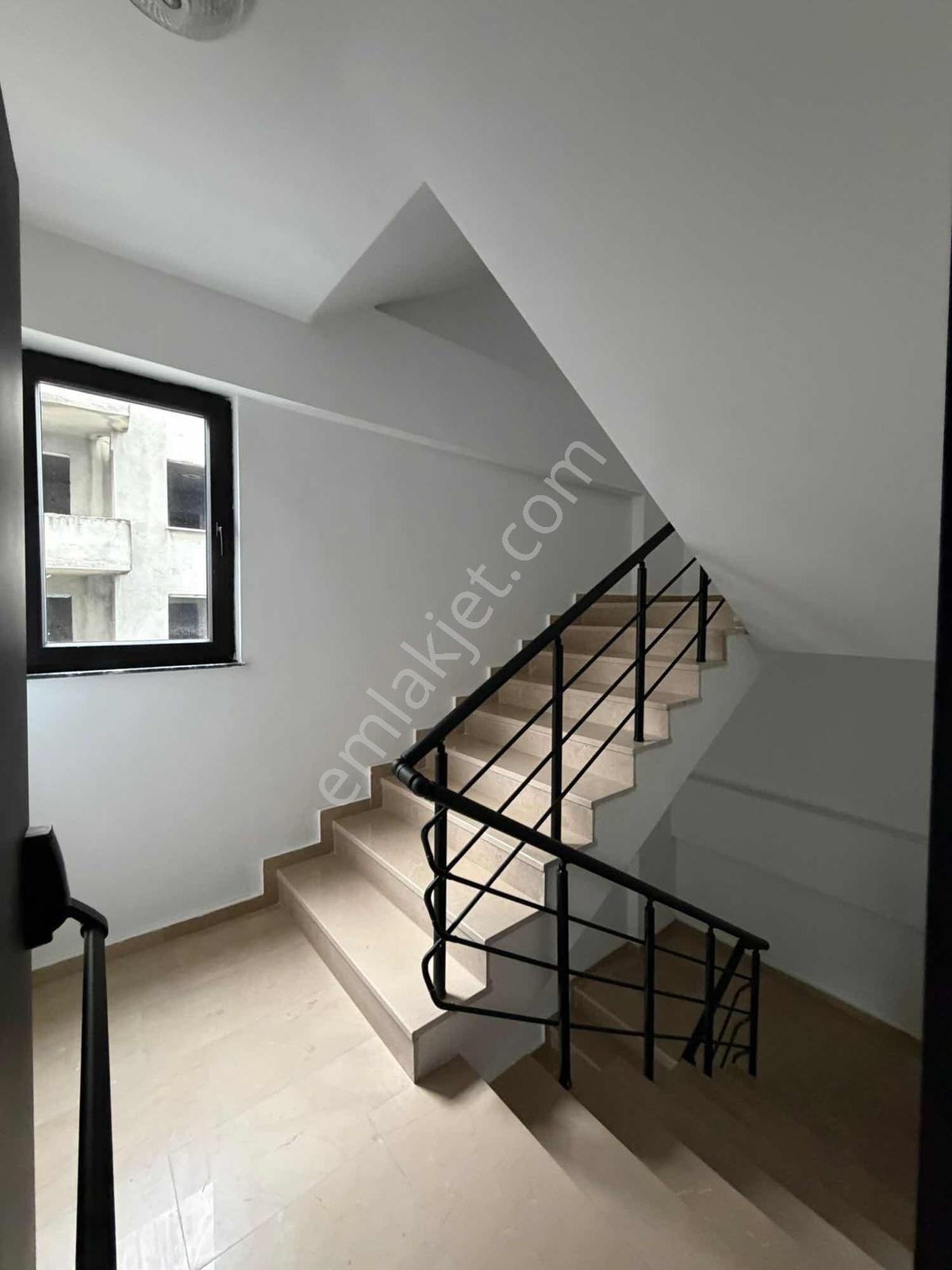 Akdur'dan İlkadım Ft Plaza'da Kiralık Ofis-büro - Görsel 25