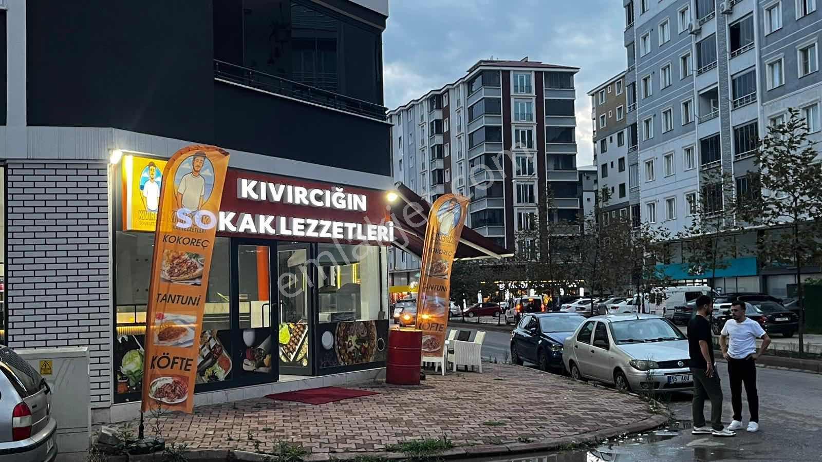 Akdur Dan Tekkeköy De Fırsat Köşe Başı Sokak Lezzetleri Dükkanı