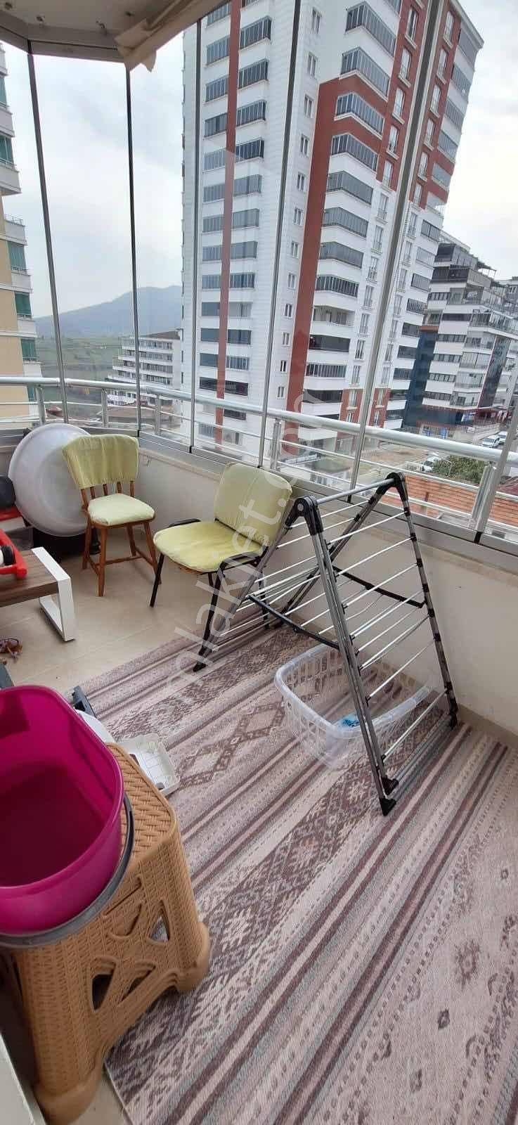 Akdur'dan Canik'te Töre Kardeşler Sitesin'de Satılık 3+1 Daire - Görsel 2
