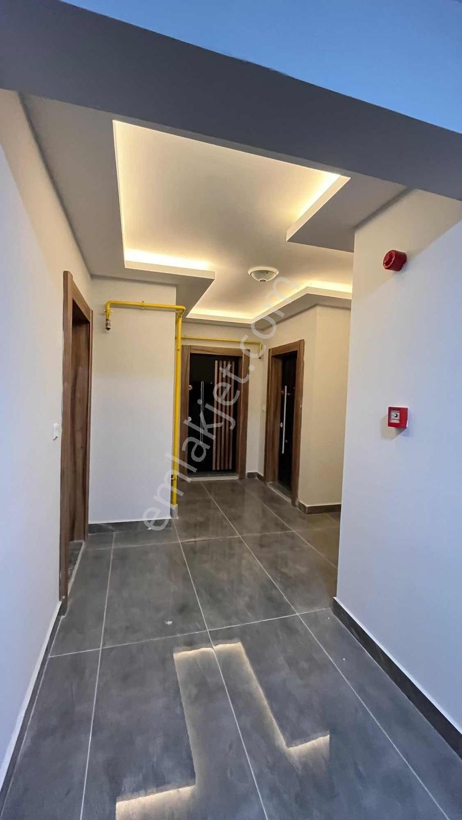 Akdur'dan Çarşamba'da Çatal Plaza'da Satılık Ofis Büro - Görsel 25