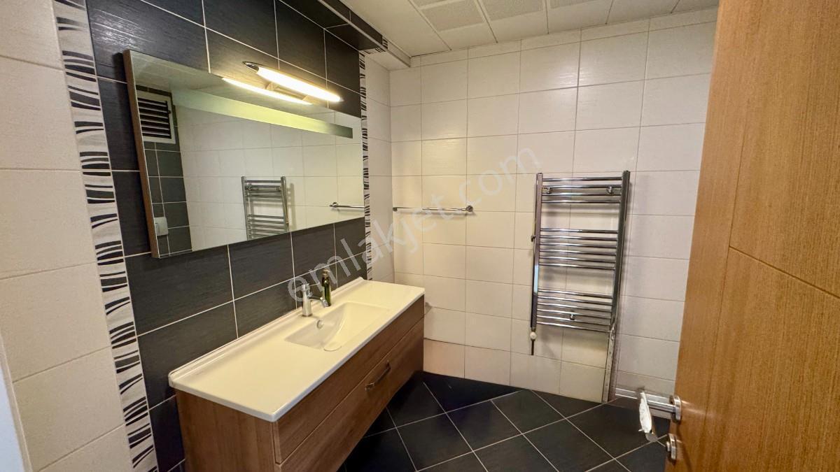 Bornova Evka 3 Te Havuzlu Site İçerisinde 4+1 Kiralık Daire - Görsel 22