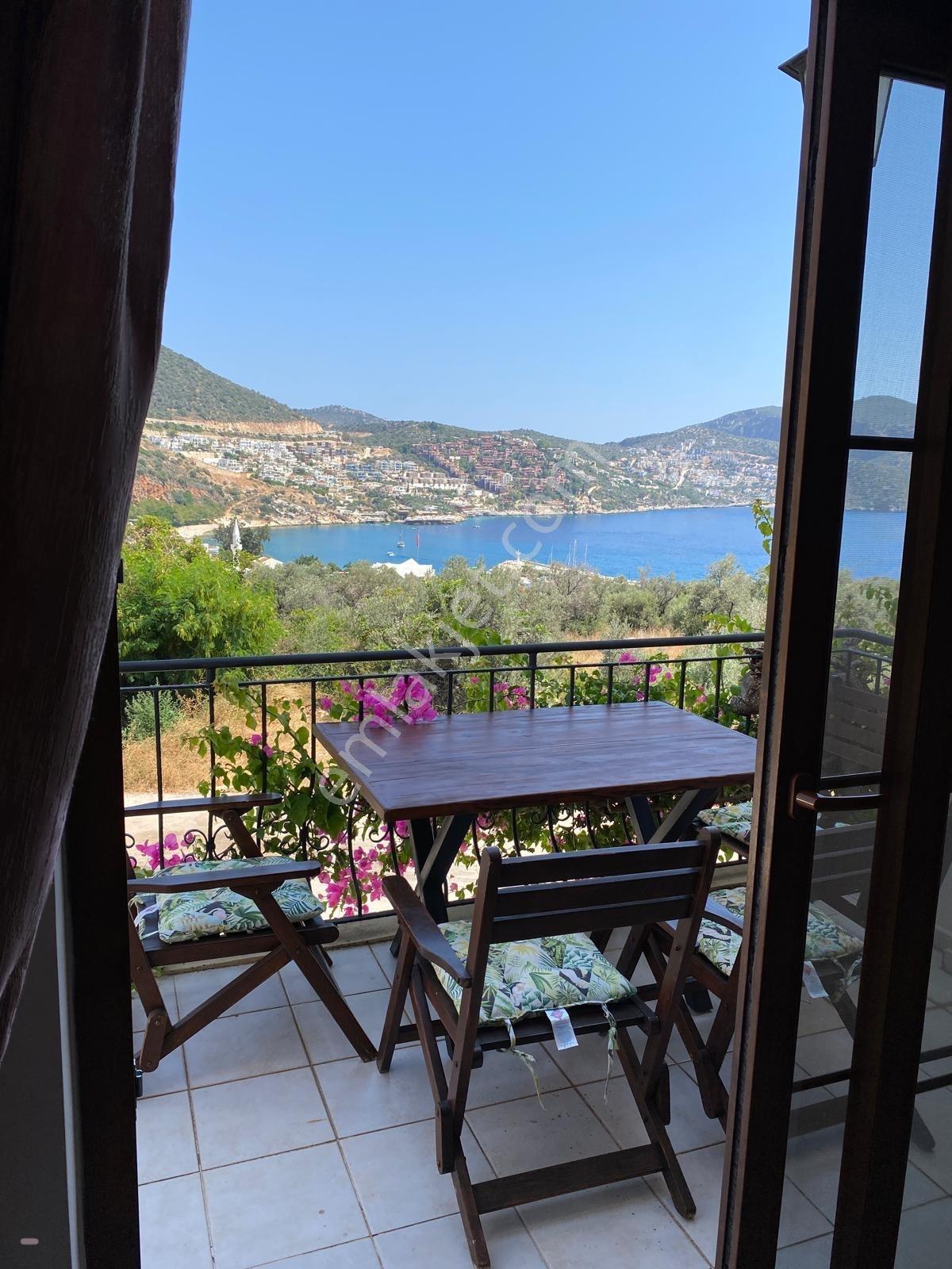 Kalkan Merkezde 2+1 Deniz Manzaralı Daire - Görsel 2
