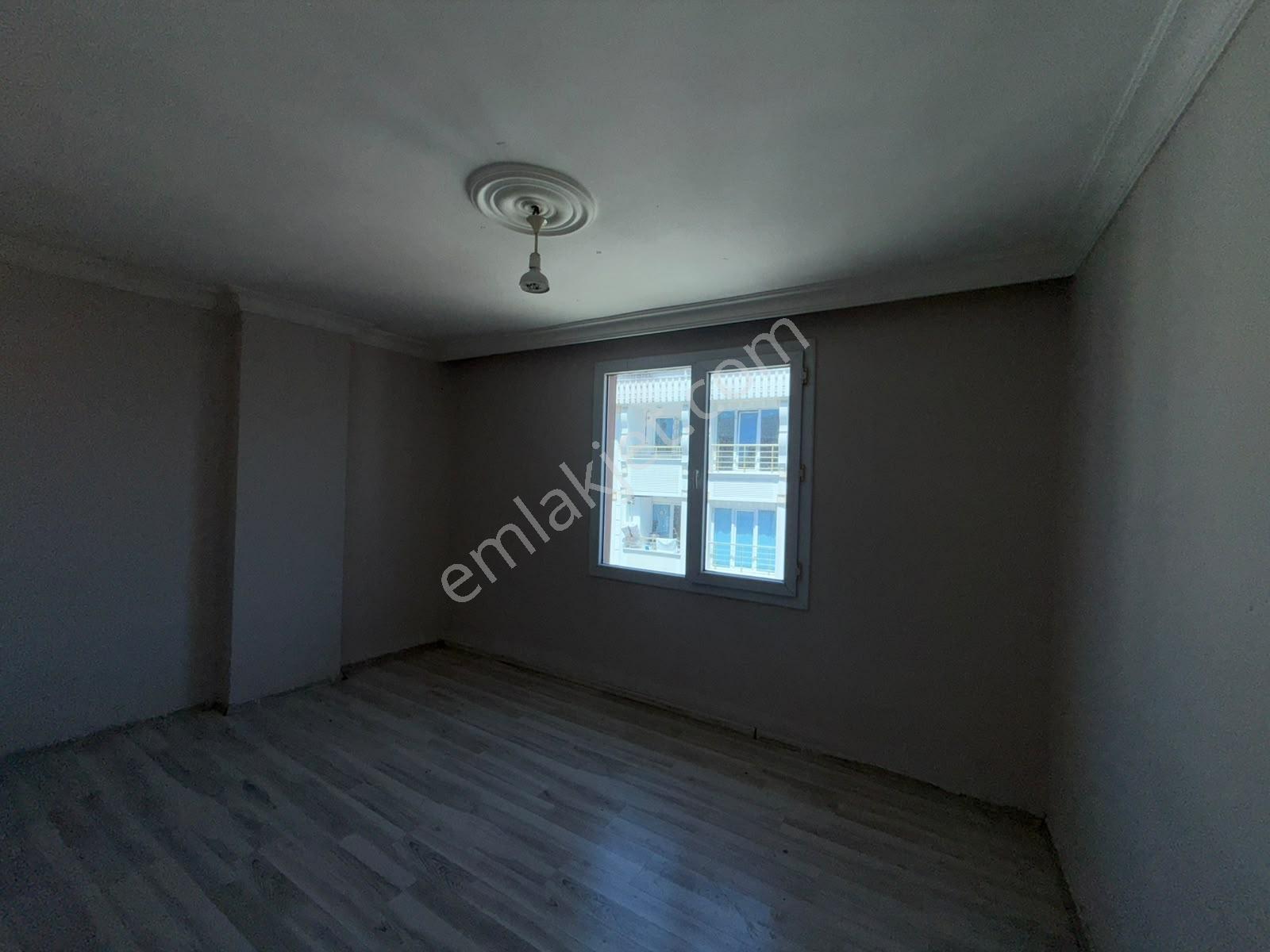 Esenyurt Bağlarçeşme'de Köşe Başı Acil Kiralık Hazır 1+1 Daire - Görsel 9