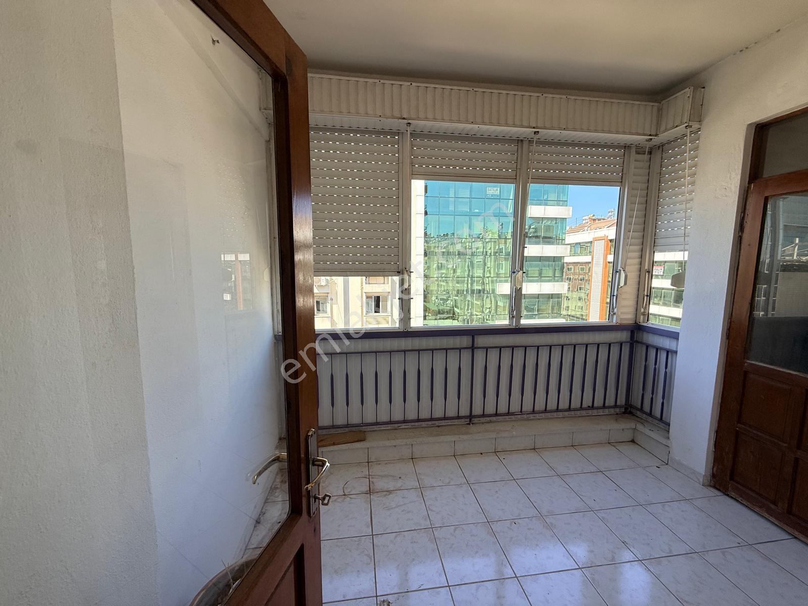 Markantalya Karşısında Asansörlü, Güney Cephe Geniş Daire - Görsel 16