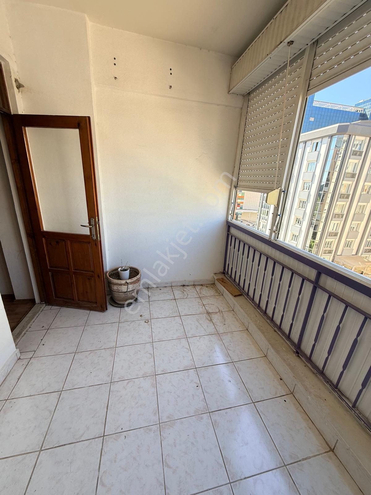 Markantalya Karşısında Asansörlü, Güney Cephe Geniş Daire - Görsel 14