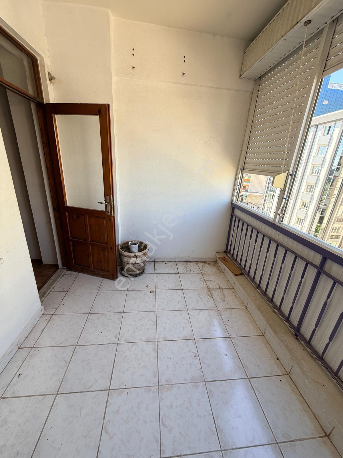 Markantalya Karşısında Asansörlü, Güney Cephe Geniş Daire - Görsel 15