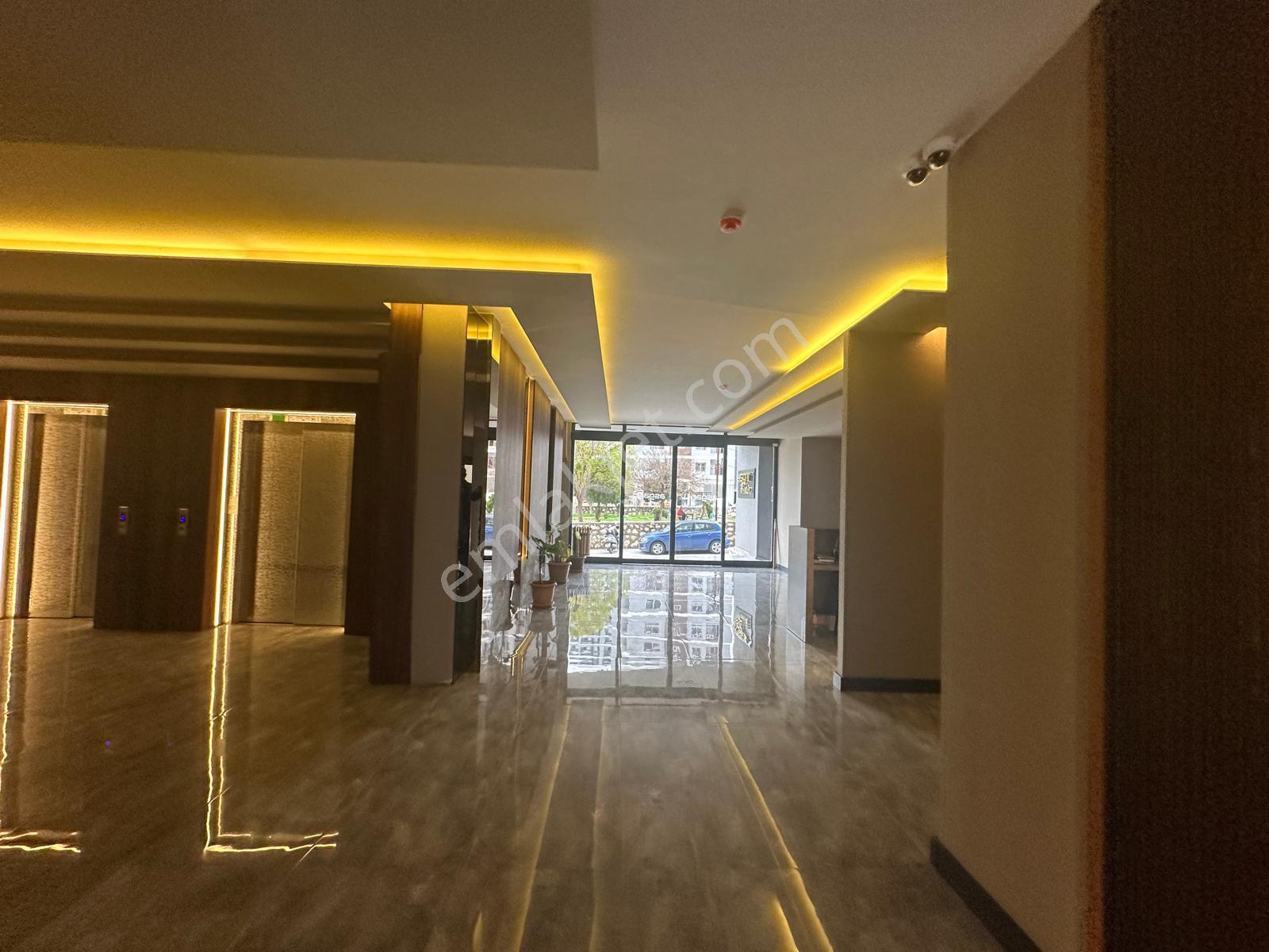 Tömük'te Havuzlu Sitede Sıfır 2+1 Kiralık Daire (denize 250m) - Görsel 10