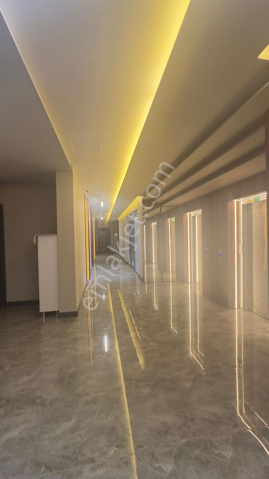 Tömük'te Havuzlu Sitede Sıfır 2+1 Kiralık Daire (denize 250m) - Görsel 11