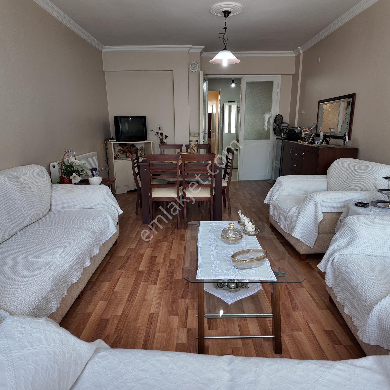 Kethüda Mahallesinde Bakımlı Doğalgazlı 125 M2 Arakat 3+1 Daire - Görsel 2