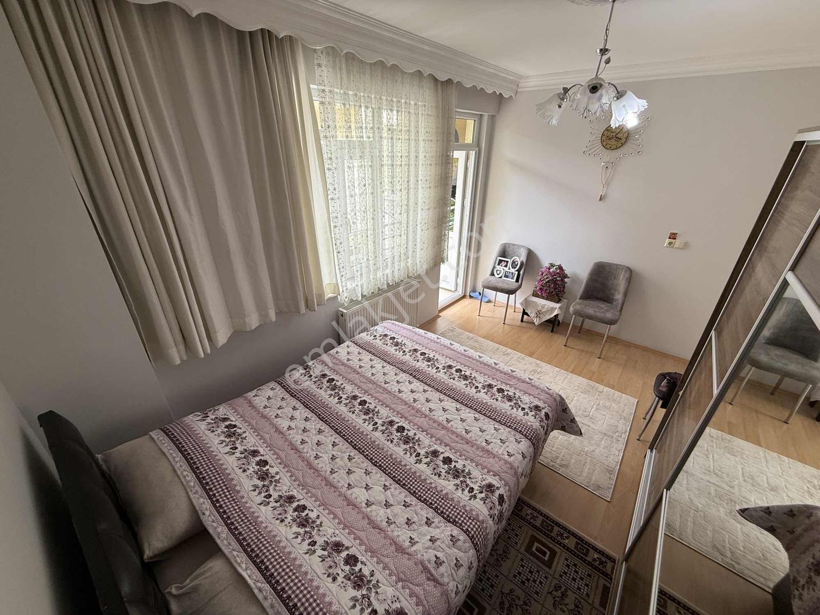 Emek Mah. Ertaş Caddesi Yakını 2+1 100m2 Daire - Görsel 5