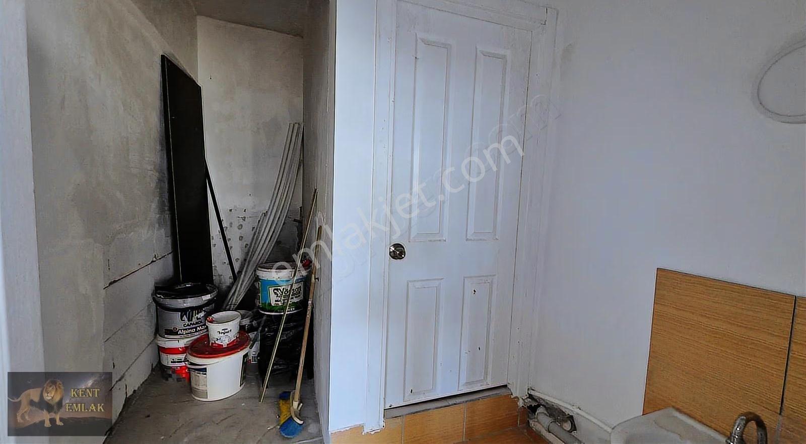 Kent Emlak'tan Abidin Paşada Satılık 46 Metre Wc Li Dükkan - Görsel 4