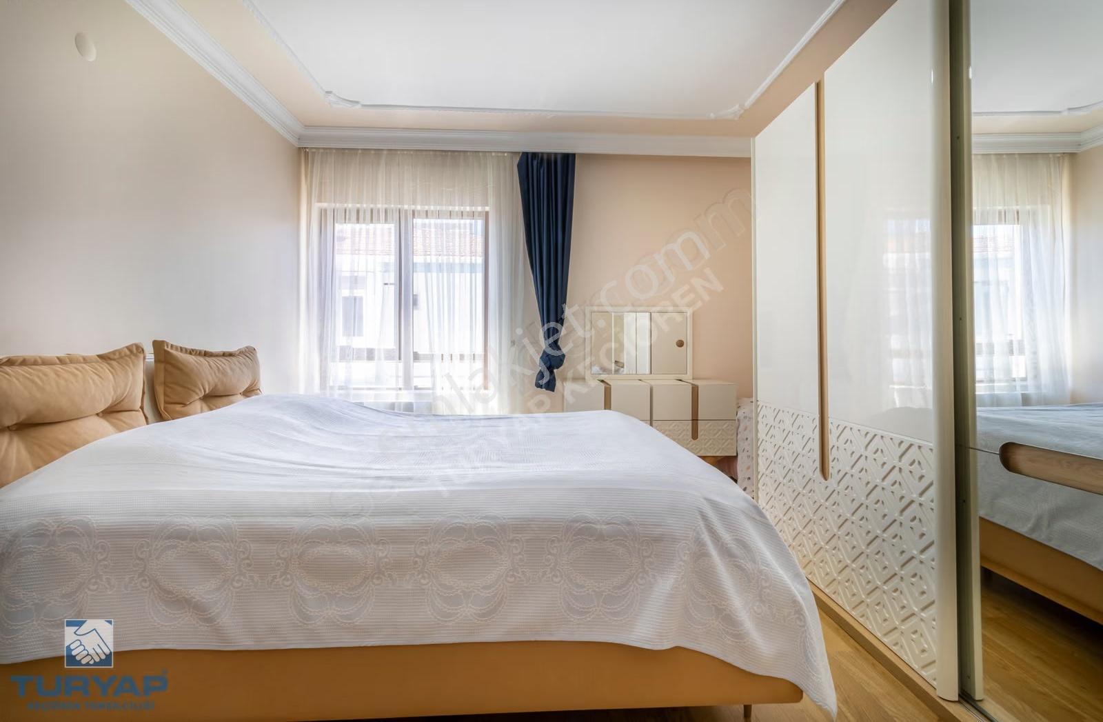 Bademlik Zeytinlik Sok.ta Ful Yapılı, Ebeveyn B. Asansörlü 4+1 - Görsel 30