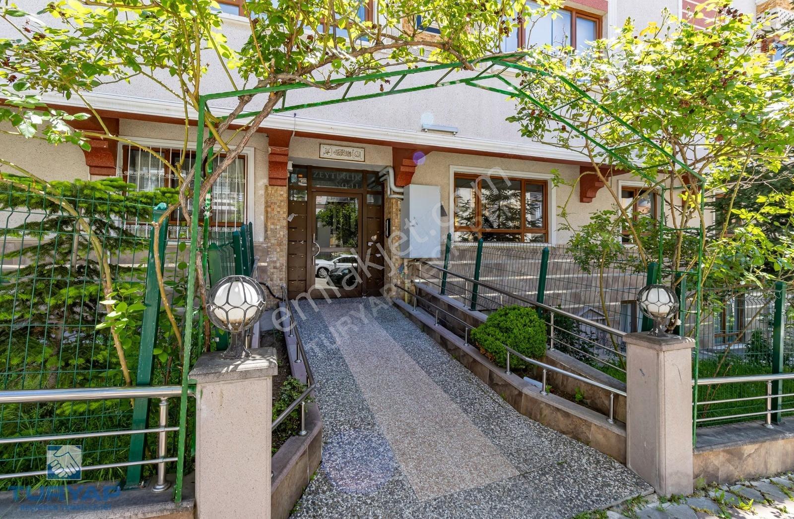 Bademlik Zeytinlik Sok.ta Ful Yapılı, Ebeveyn B. Asansörlü 4+1 - Görsel 2