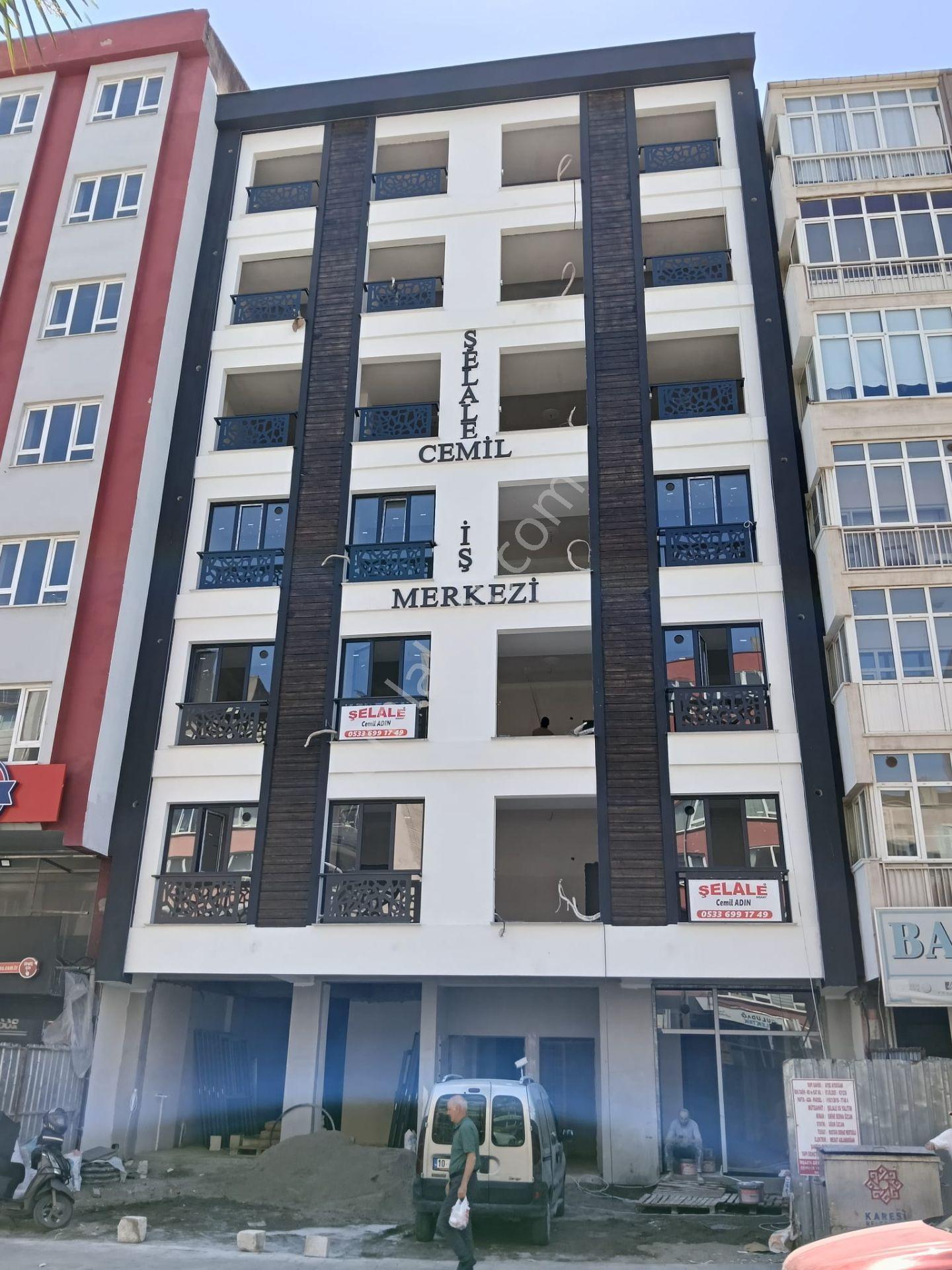 Balıkesir Karesi Yıldırım Mahallesi 2+0 42 M2 Satılık Ofis
