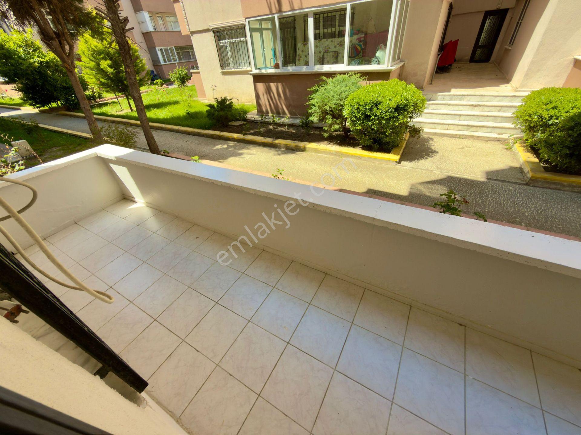 Yükselden Altınkumda Ultra Geniş Çift Balkonlu Düz Ayak 2+1daire - Görsel 10