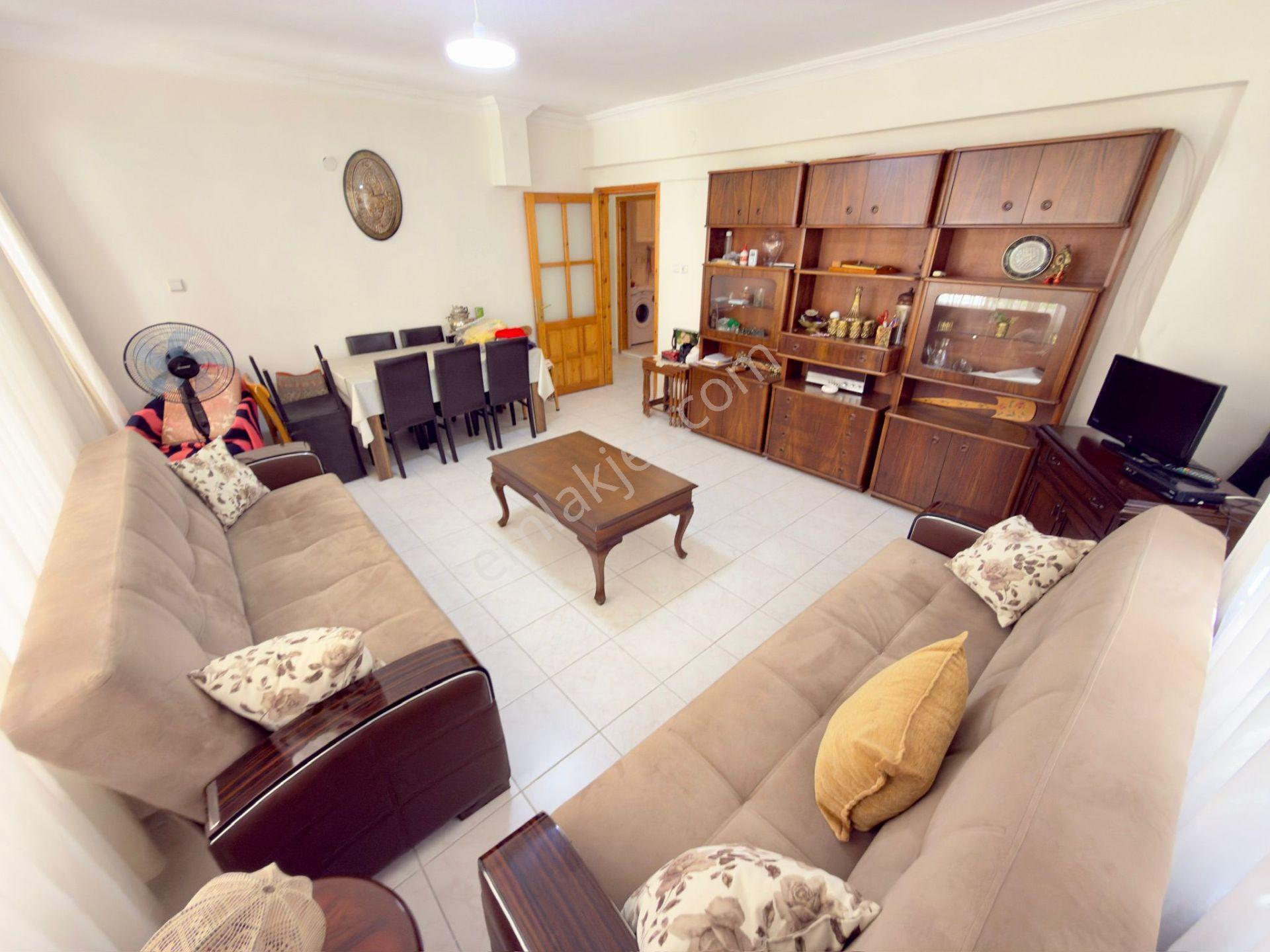 Yükselden Altınkumda Ultra Geniş Çift Balkonlu Düz Ayak 2+1daire - Görsel 9