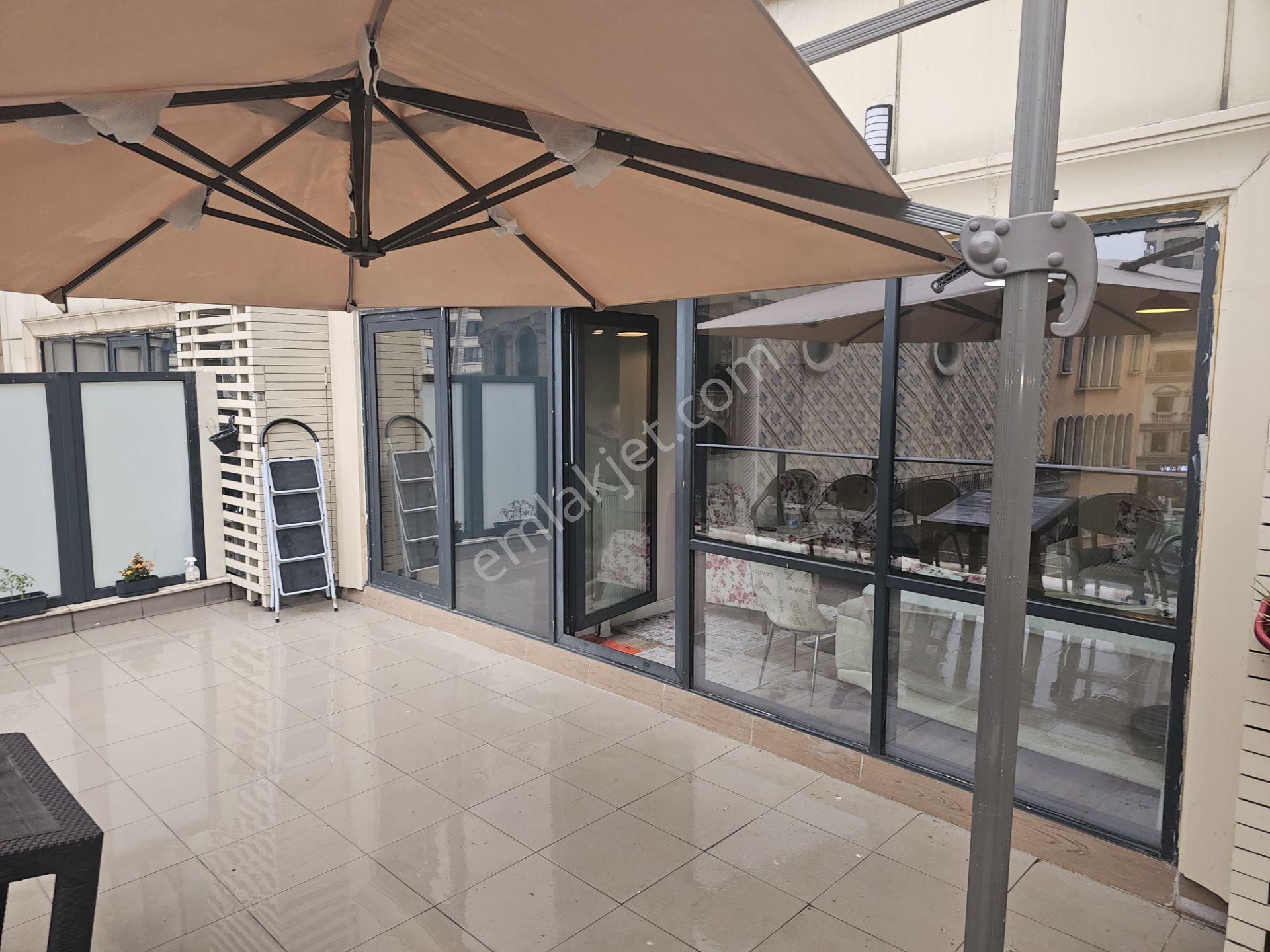 Kiptaş Venezia Mega Satılık Boş Kare Salon Avm Mnzr.teraslı 1+1 Daire - Görsel 2