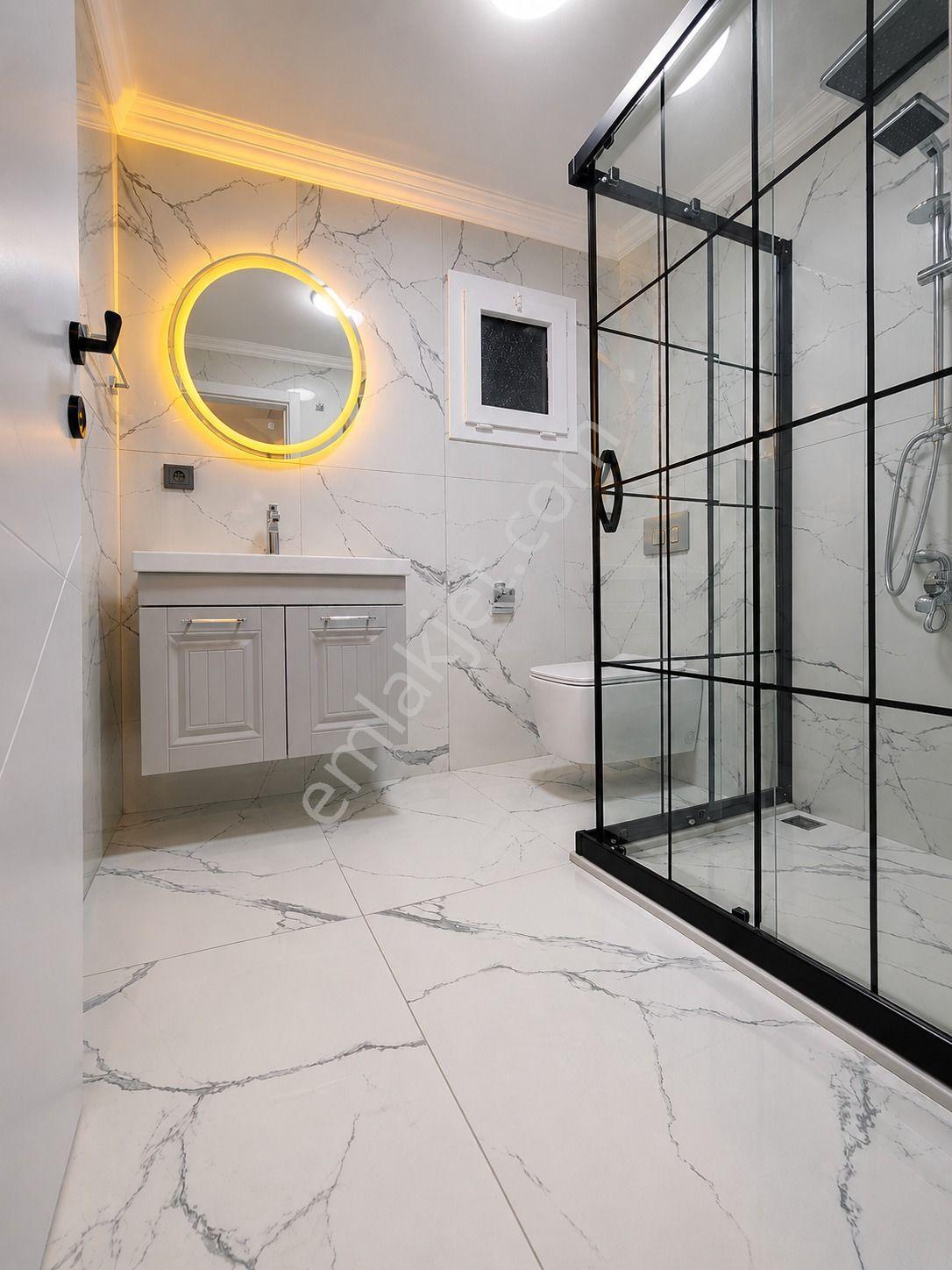Yenilenmiş Otoparklı Sahile Yakın Villa - Görsel 22