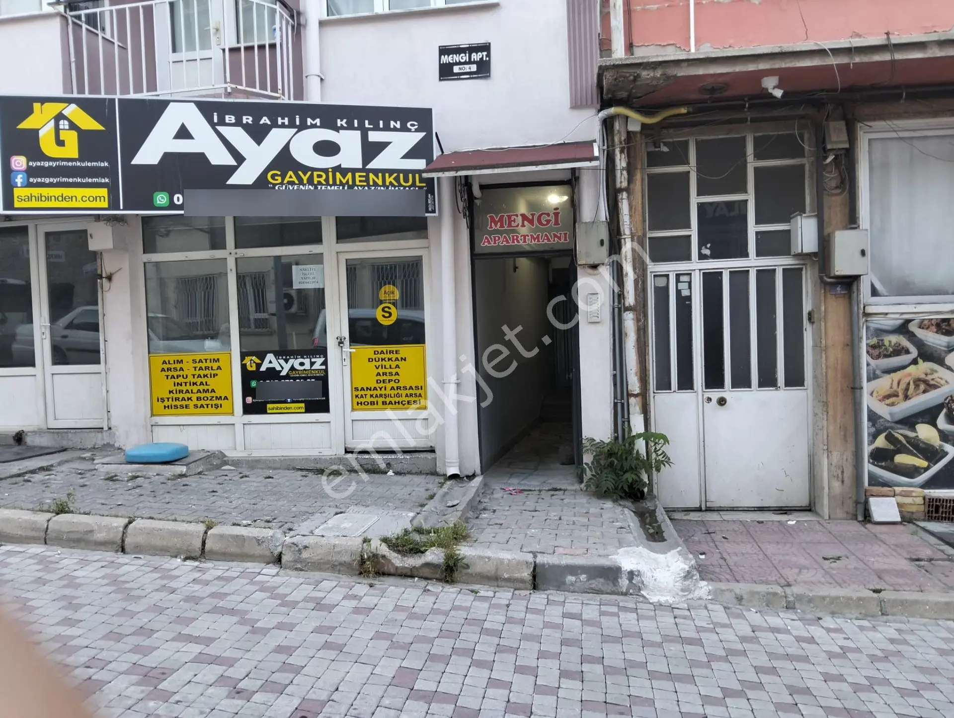 Afyon Üçok Emlaktan Yunus Emre Mah Satılık 2+1 Cadde Üstü Arakat Daire - Görsel 3