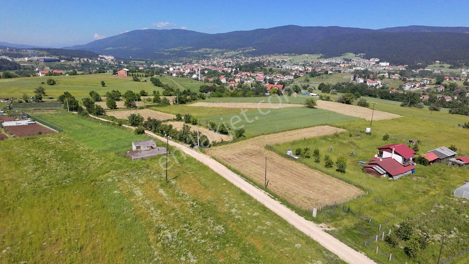 Mengen Konak'ta Satılık 788 Metrekare Yol Kenarı - Görsel 7