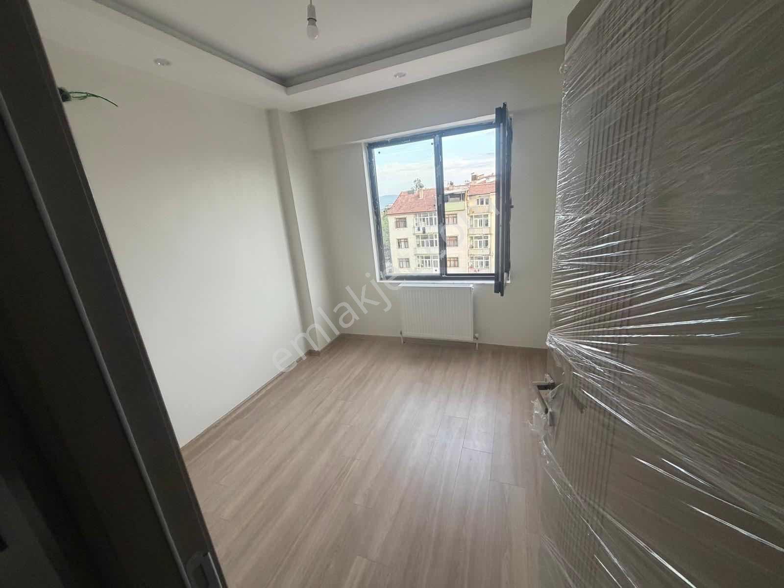 [ema] Şehir Merkezinde Arakat 3+1 Kiralık Daire - Görsel 6