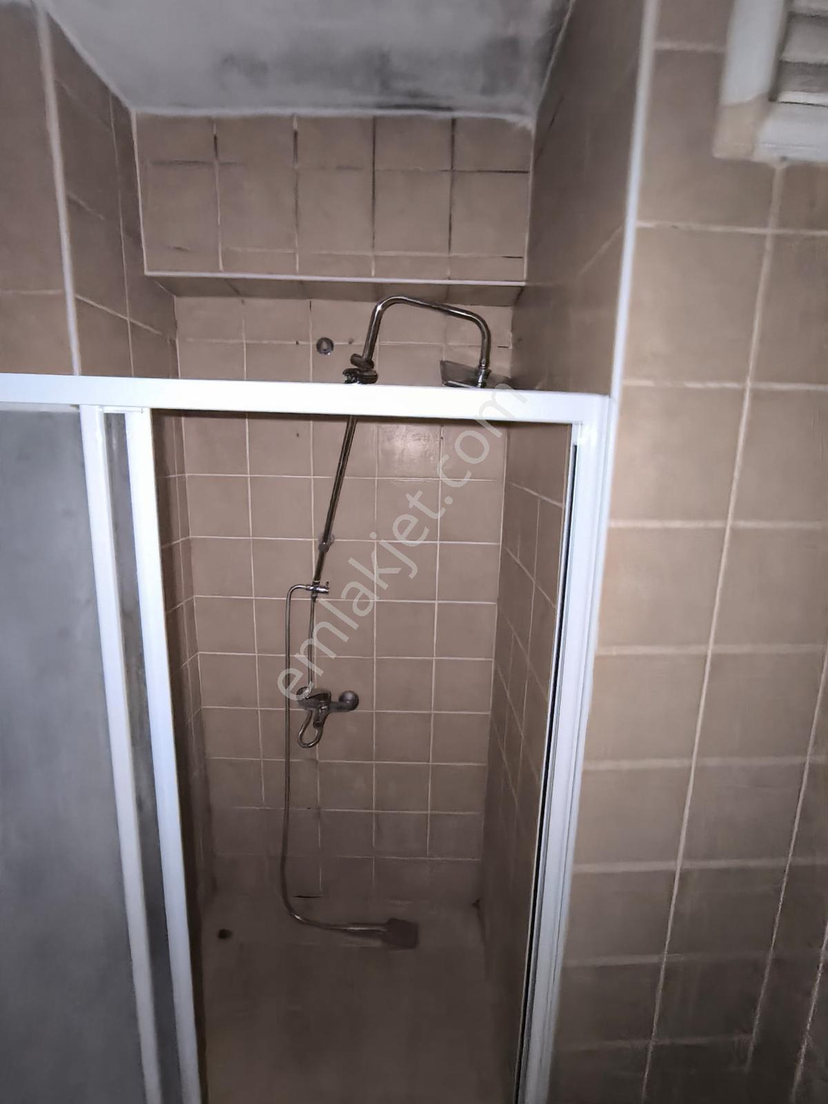Kariyer'den İnegöl Merkez'de Satılık (eşyalı) 1+1 Daire - 70 M² - Görsel 17