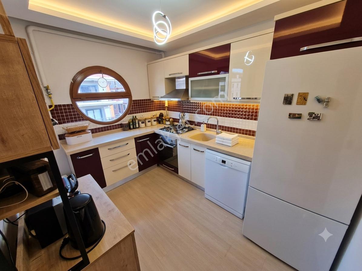 🛑🛑aktif'ten Akçay'da Satılık Ön Cephe Doğalgazlı Denize Yakın Harika 3+1 Daire - Görsel 2