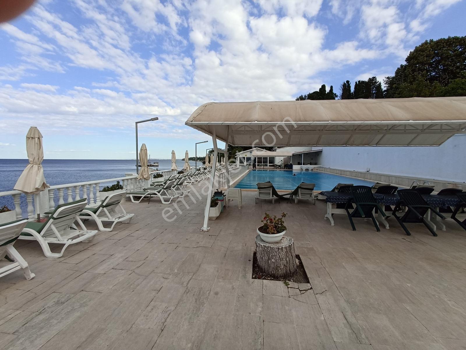 Çok Acil Denize Sıfır Villa Kent Sitesinde Deniz Manzaralı Villa - Görsel 19