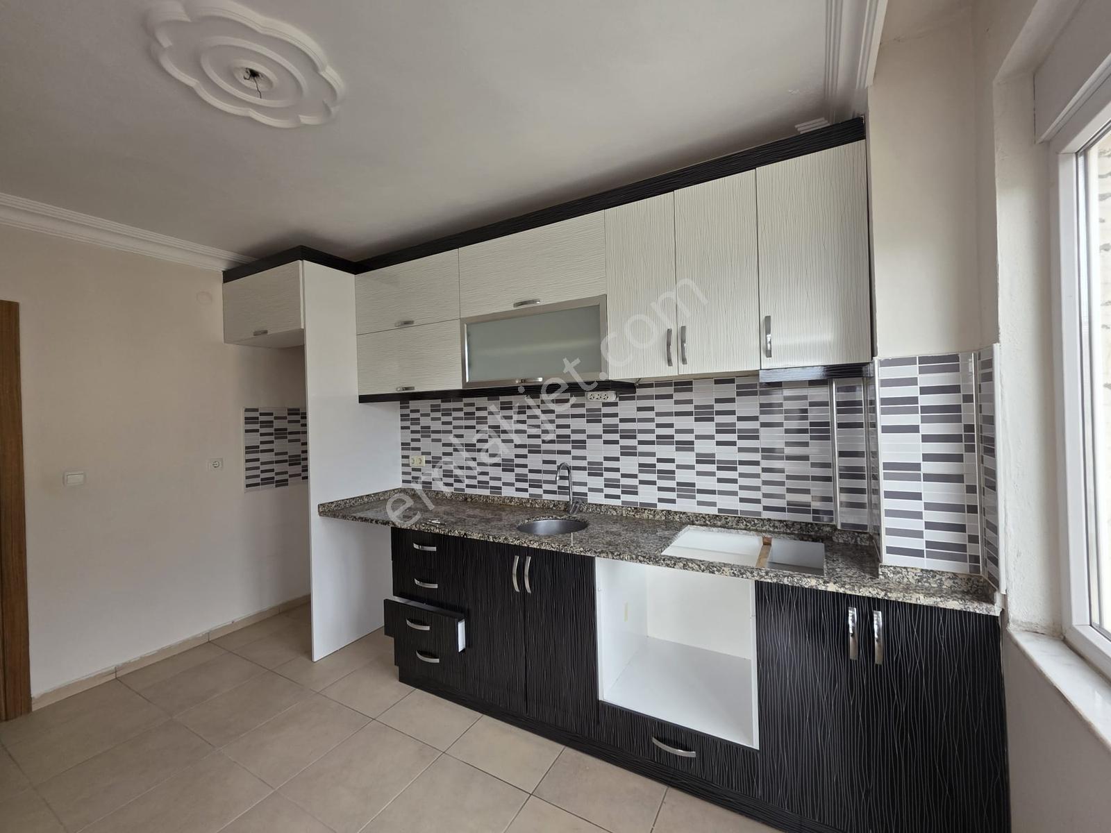 Dutlubahçe Mahallesinde 3.kat 5+1 Kiralık Dubleks Daire - Görsel 24
