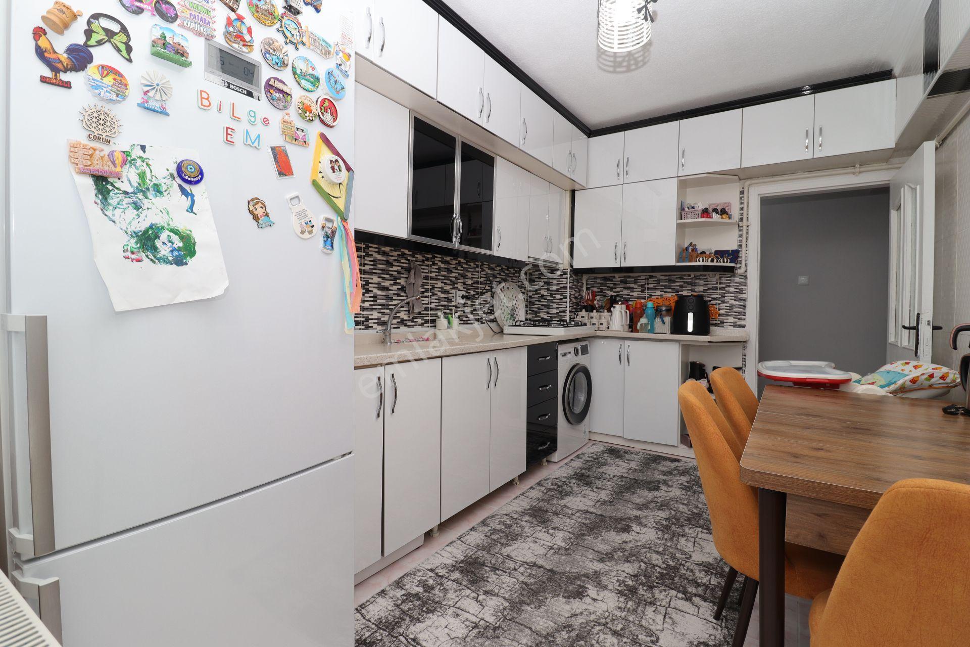 Akif'ten Atakent'te 3+1 Asansörlü Cadde Üstü G/d Cephe Satılık Daire - Görsel 4