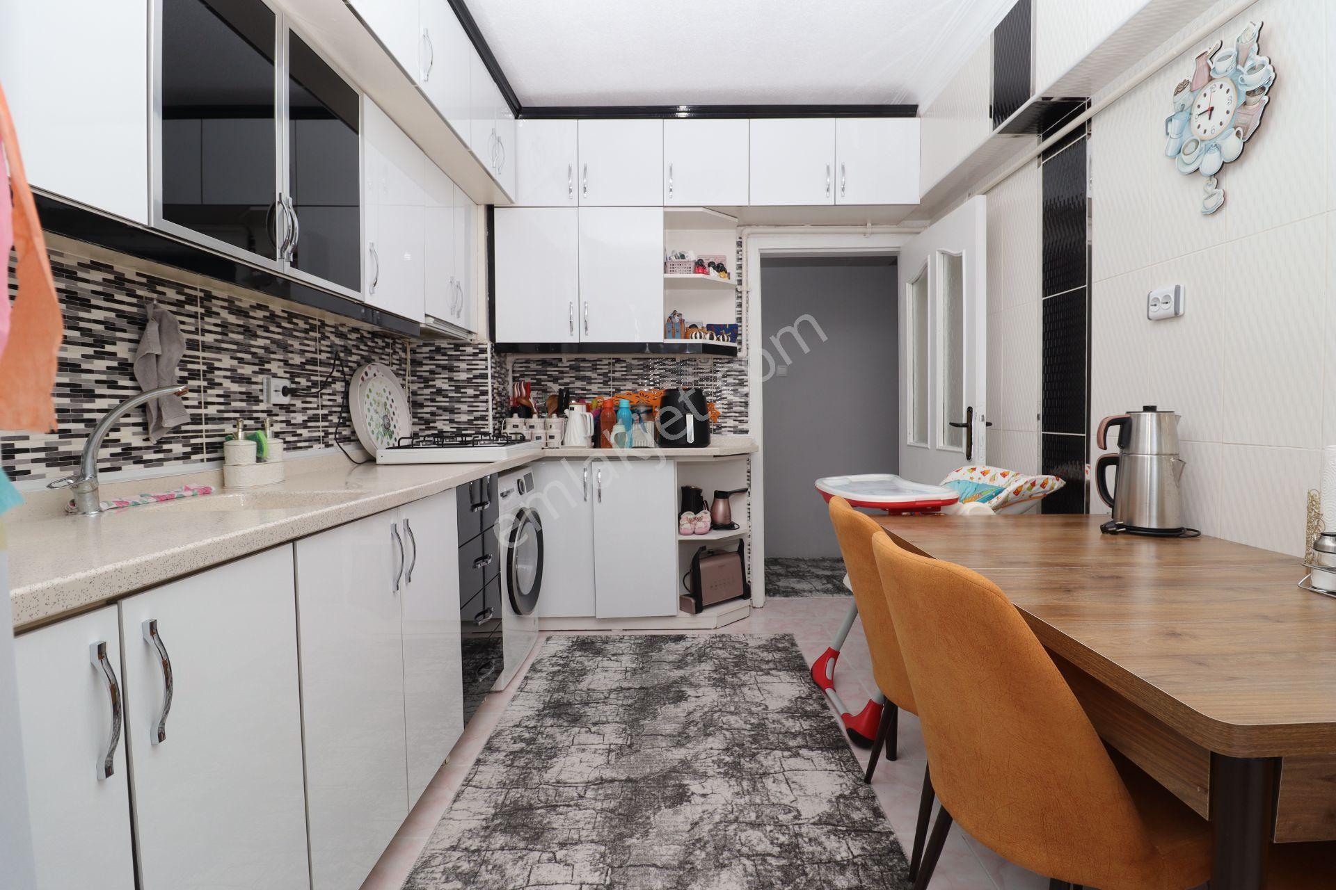 Akif'ten Atakent'te 3+1 Asansörlü Cadde Üstü G/d Cephe Satılık Daire - Görsel 5