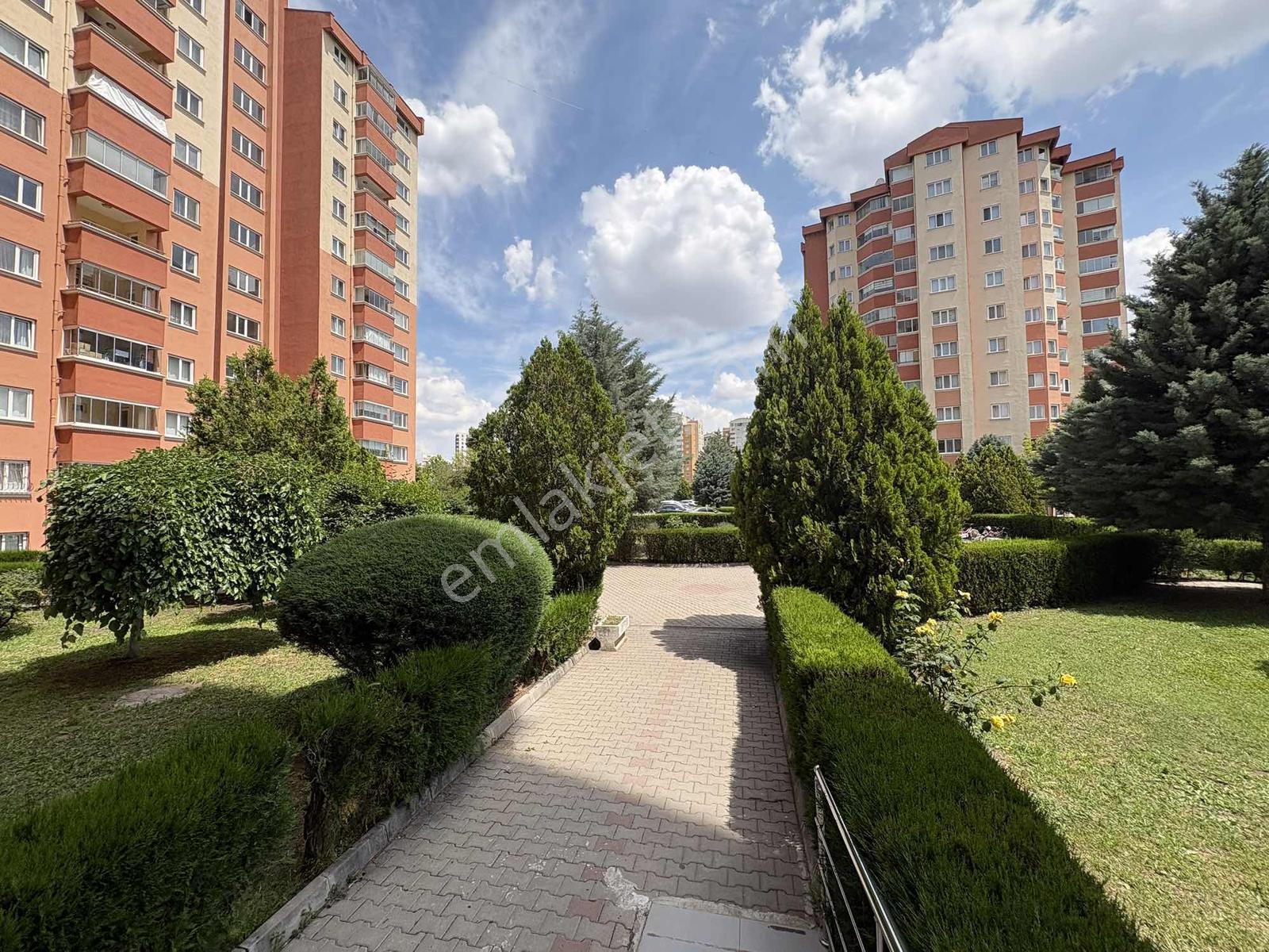 Eryaman Sedirkent Sitesinde Satılık 3+1 Ferah Daire - Görsel 28