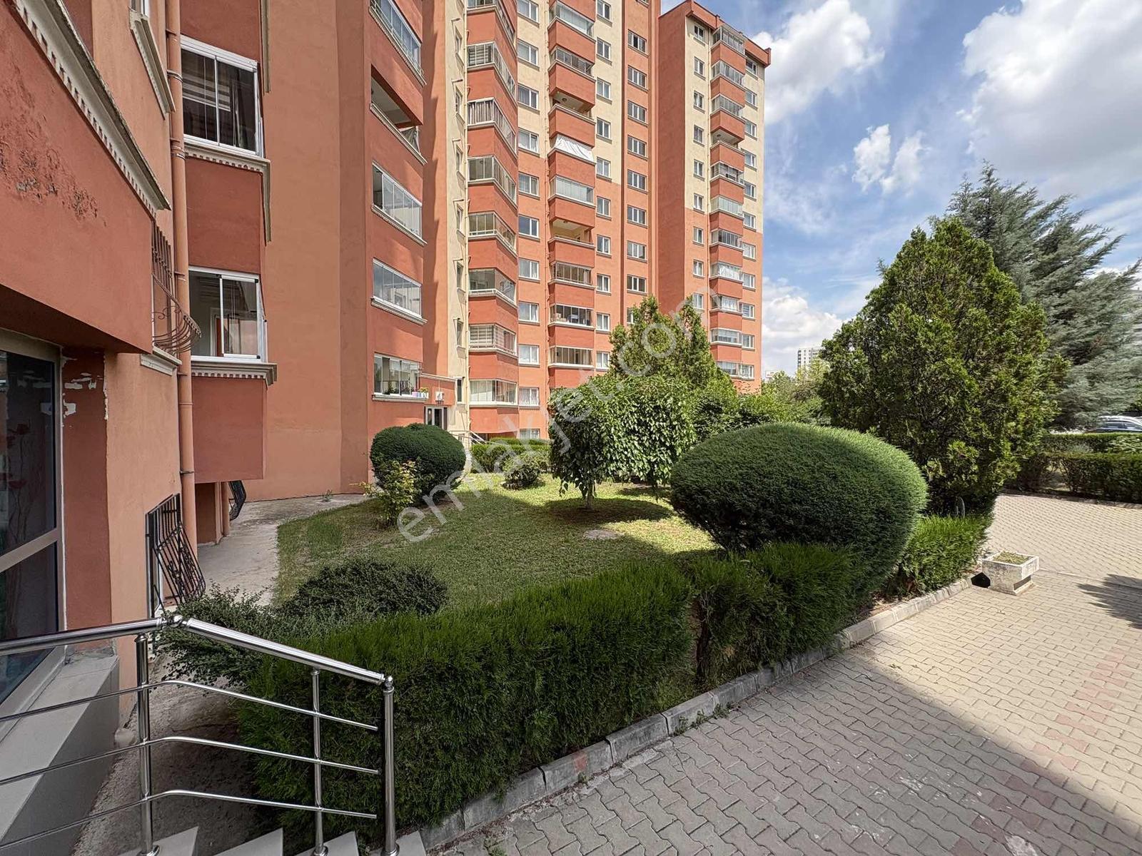 Eryaman Sedirkent Sitesinde Satılık 3+1 Ferah Daire - Görsel 25