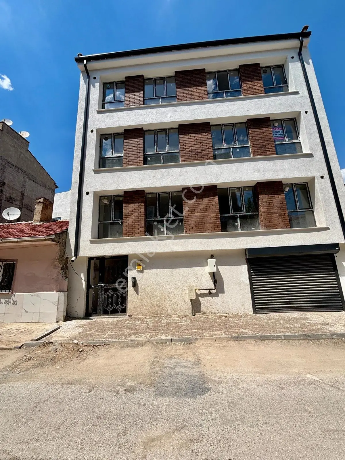 Estorıa'dan Emniyet Yanında Ara Kat Balkonlu 2+0 Sıfır Daire - Görsel 15
