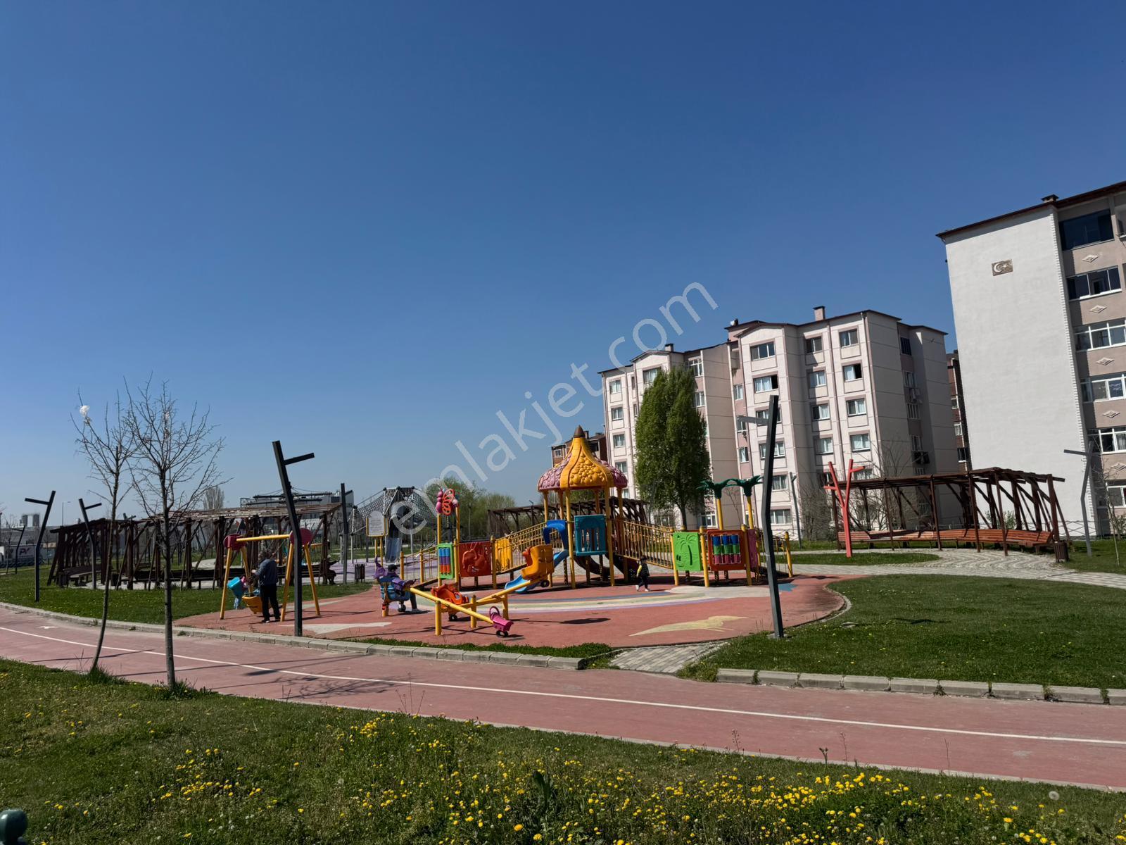 Mer-pa Emlak'tan Yıldırım Beyzıt Mah'de Servisler Güzergahın'da Kiralık 1+1 Kombili Hazır Daire - Görsel 22