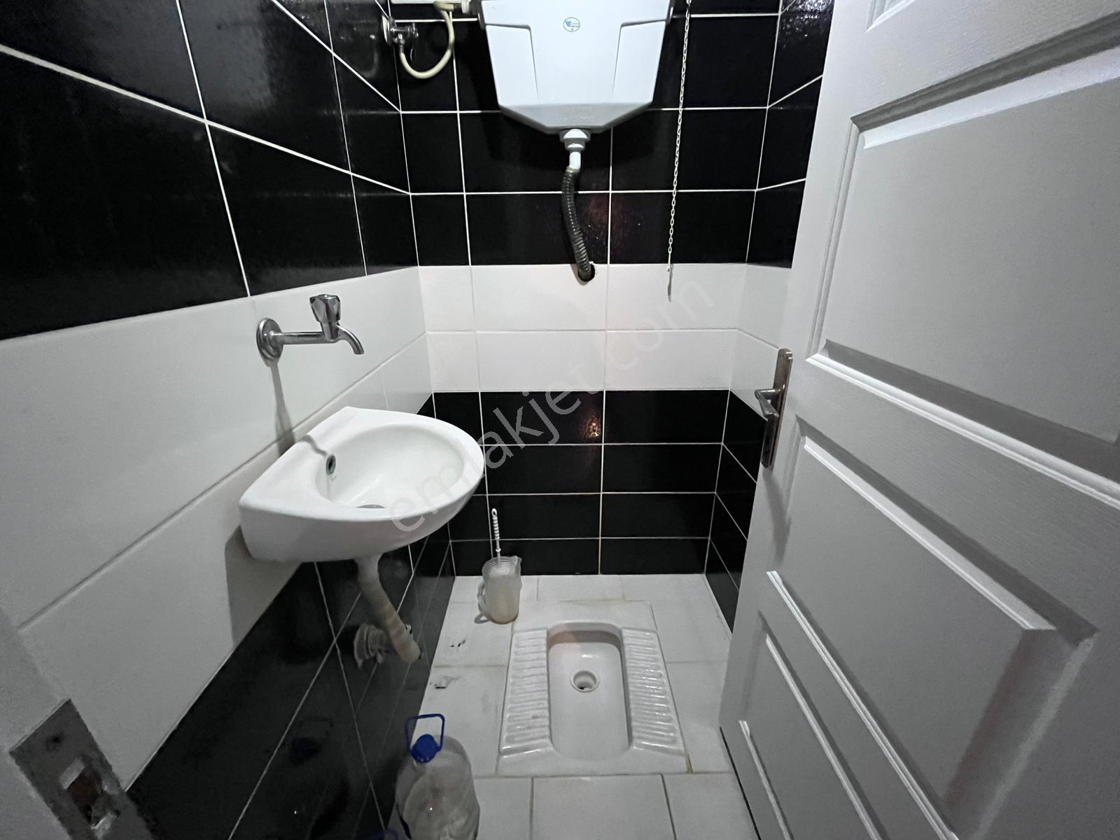 Mer-pa Emlak'tan Yıldırım Beyzıt Mah'de Servisler Güzergahın'da Kiralık 1+1 Kombili Hazır Daire - Görsel 14