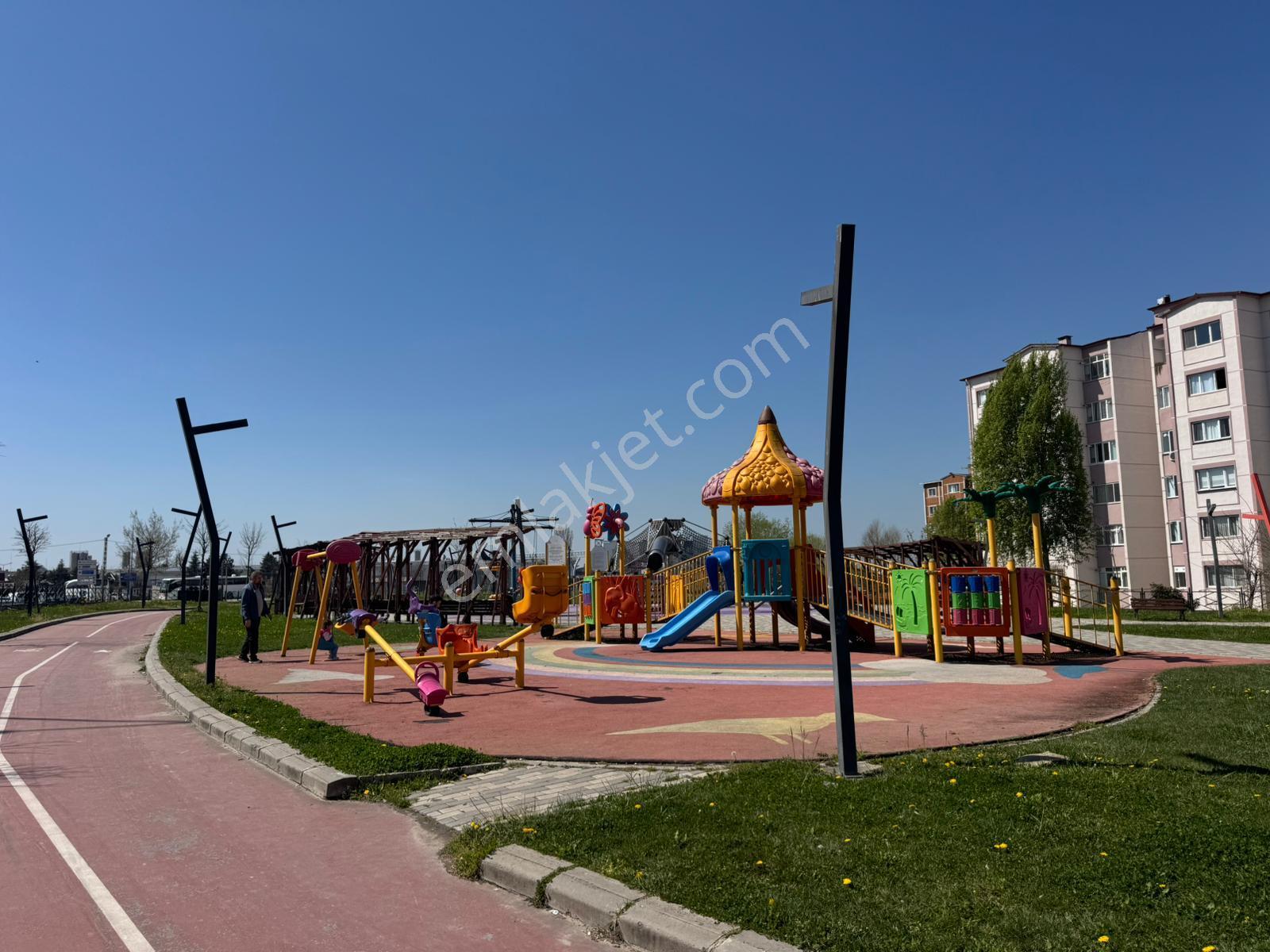 Mer-pa Emlak'tan Yıldırım Beyzıt Mah'de Servisler Güzergahın'da Kiralık 1+1 Kombili Hazır Daire - Görsel 24
