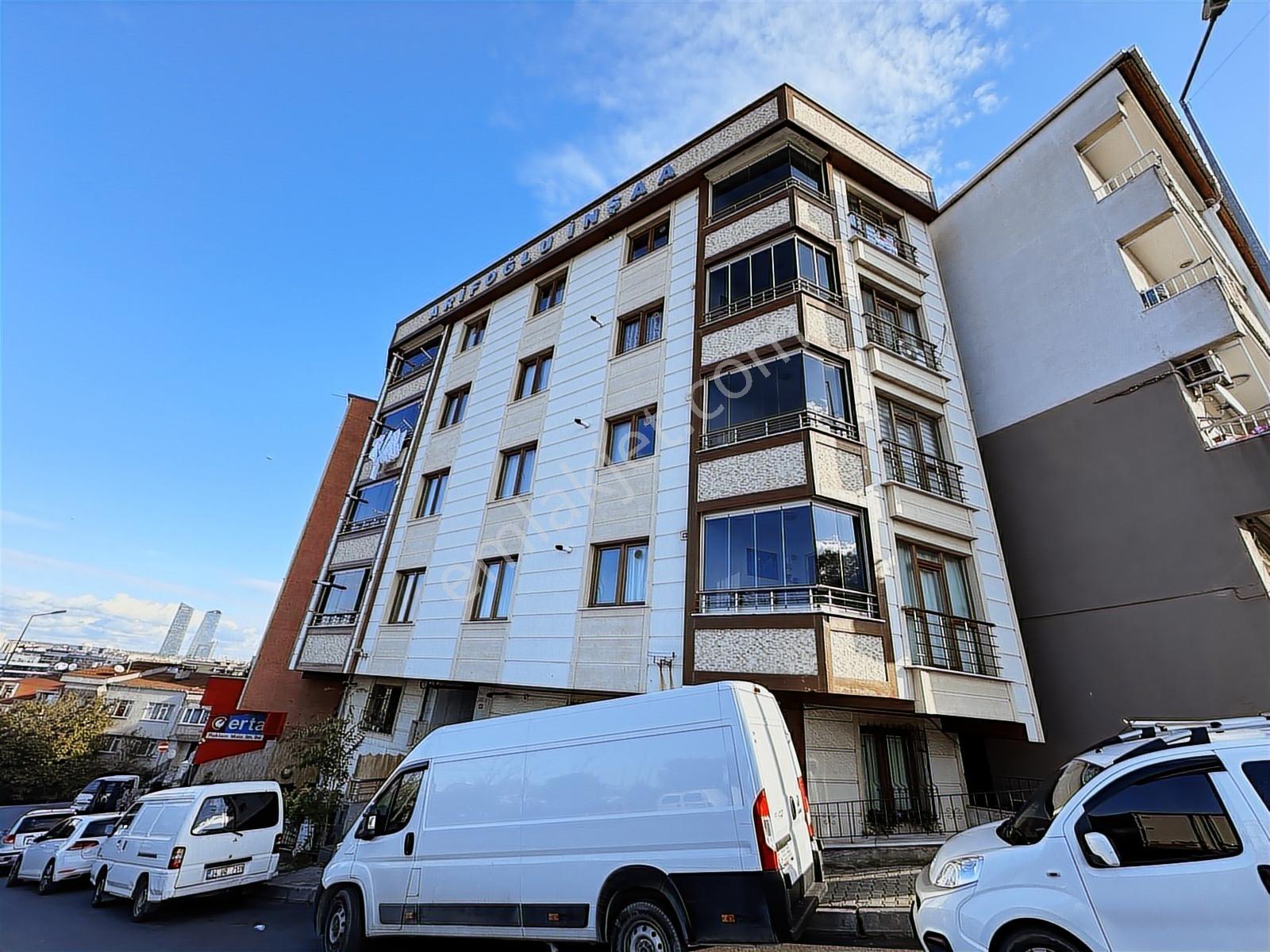 Çağlayan'da Şehir Manzaralı Eşyalı Kiralık 4+1 Dubleks Daire