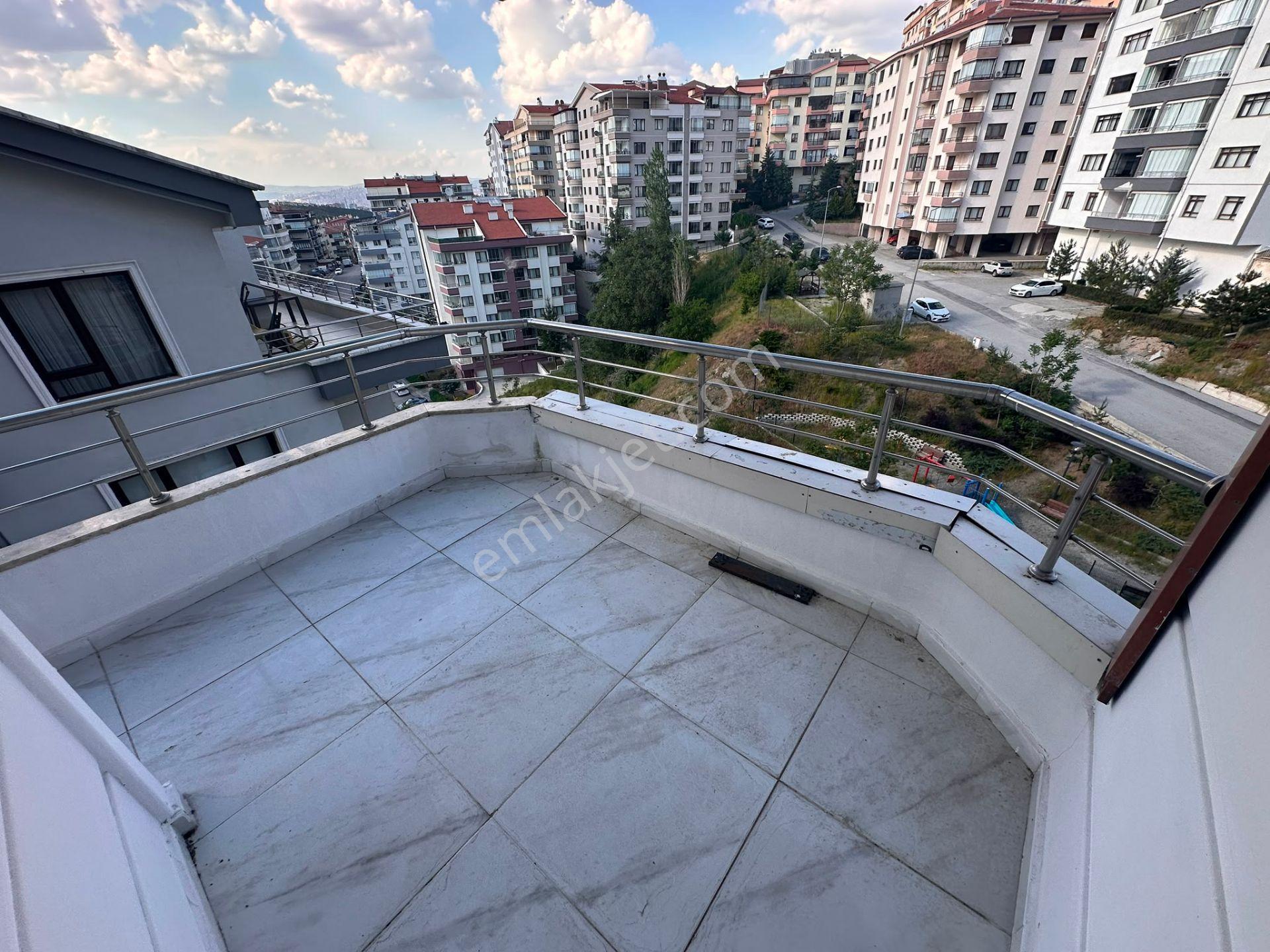 Dikmen'de Gökkuşağı Cd. Dibi 3+1 Katta Full Yapılı Satılık_!! - Görsel 33