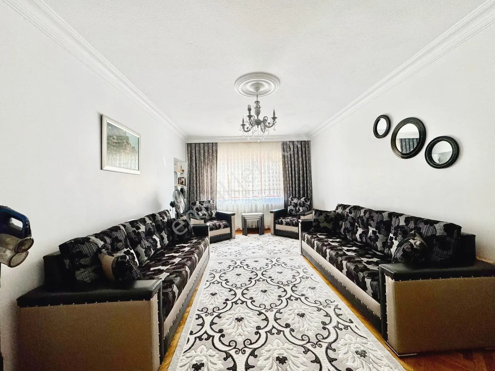 Barut Emlak_ Merkezde Masrafsız Yapılı Orta Kat 3+1 120m2 Güney - Görsel 4