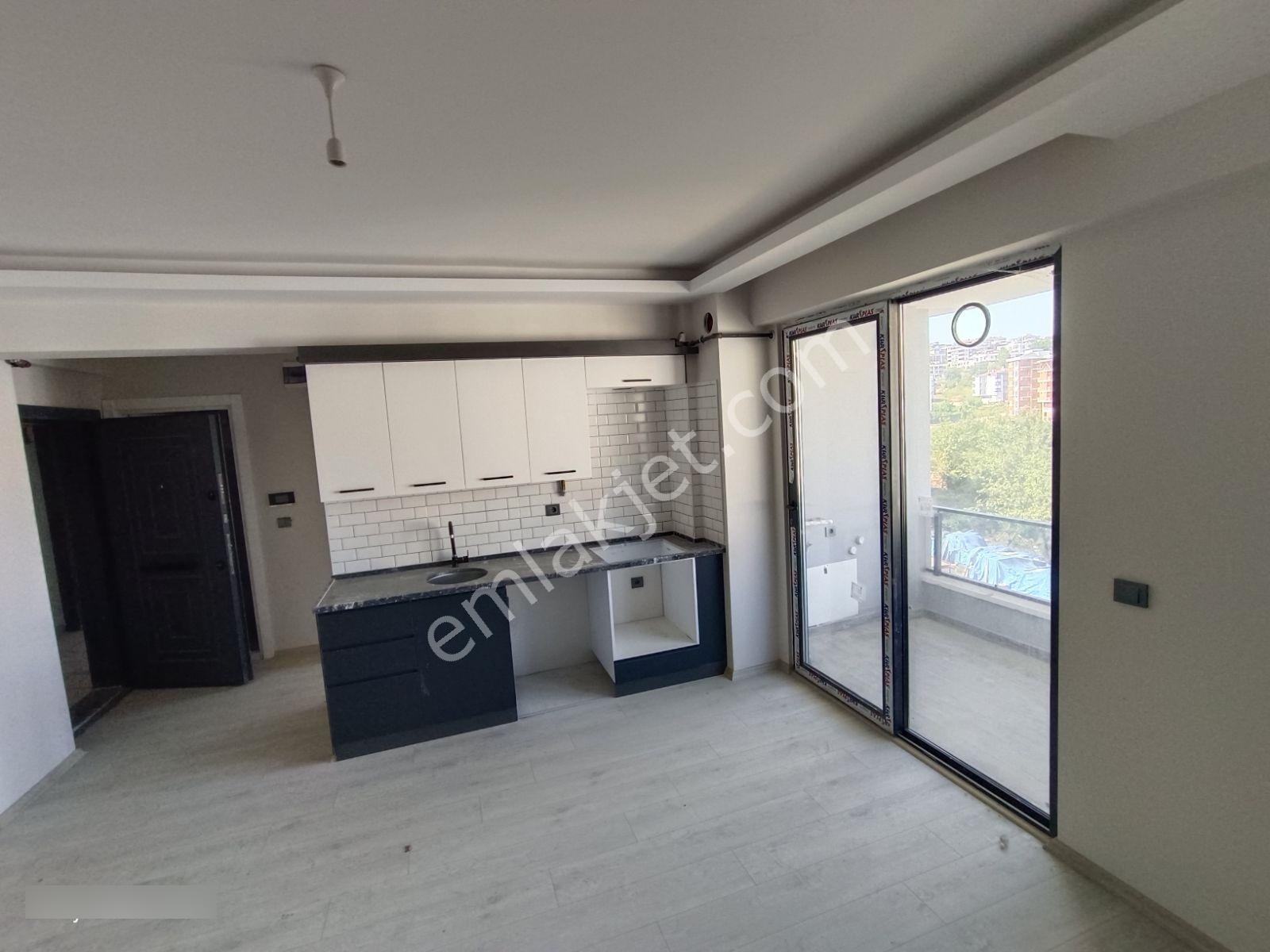 Truva/ahmet'ten Tramvaya Yakın Uygun Fiyatlı 1+1 Kiralık Daire - Görsel 7