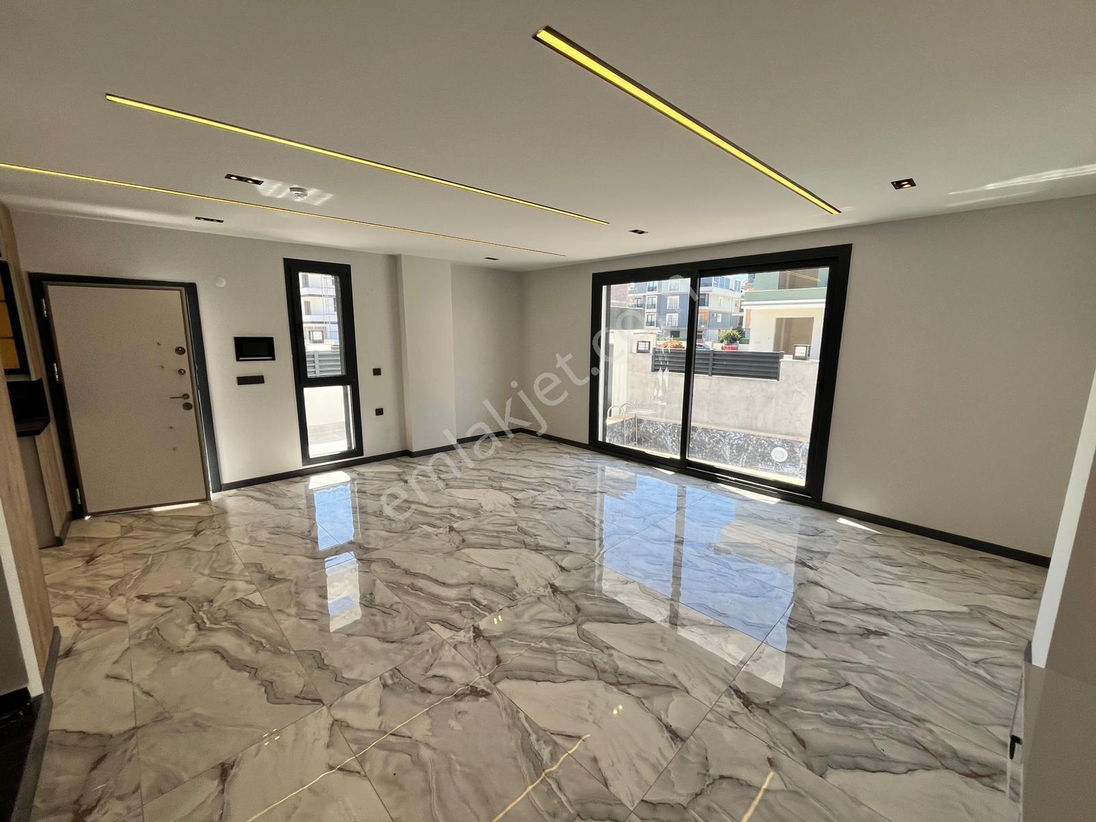 Didim Efeler'de Müstakil Havuzlu Akıllı Sistemli Sıfır Villa - Görsel 19