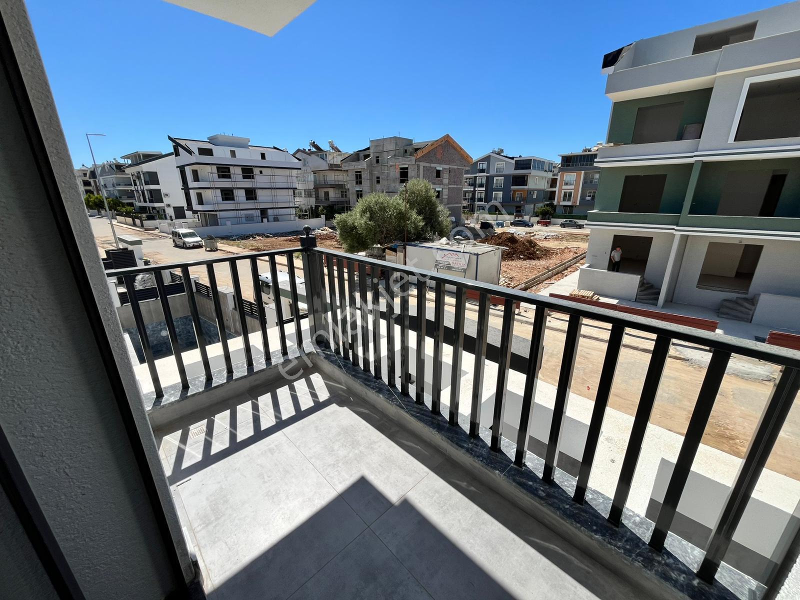 Didim Efeler'de Müstakil Havuzlu Akıllı Sistemli Sıfır Villa - Görsel 15