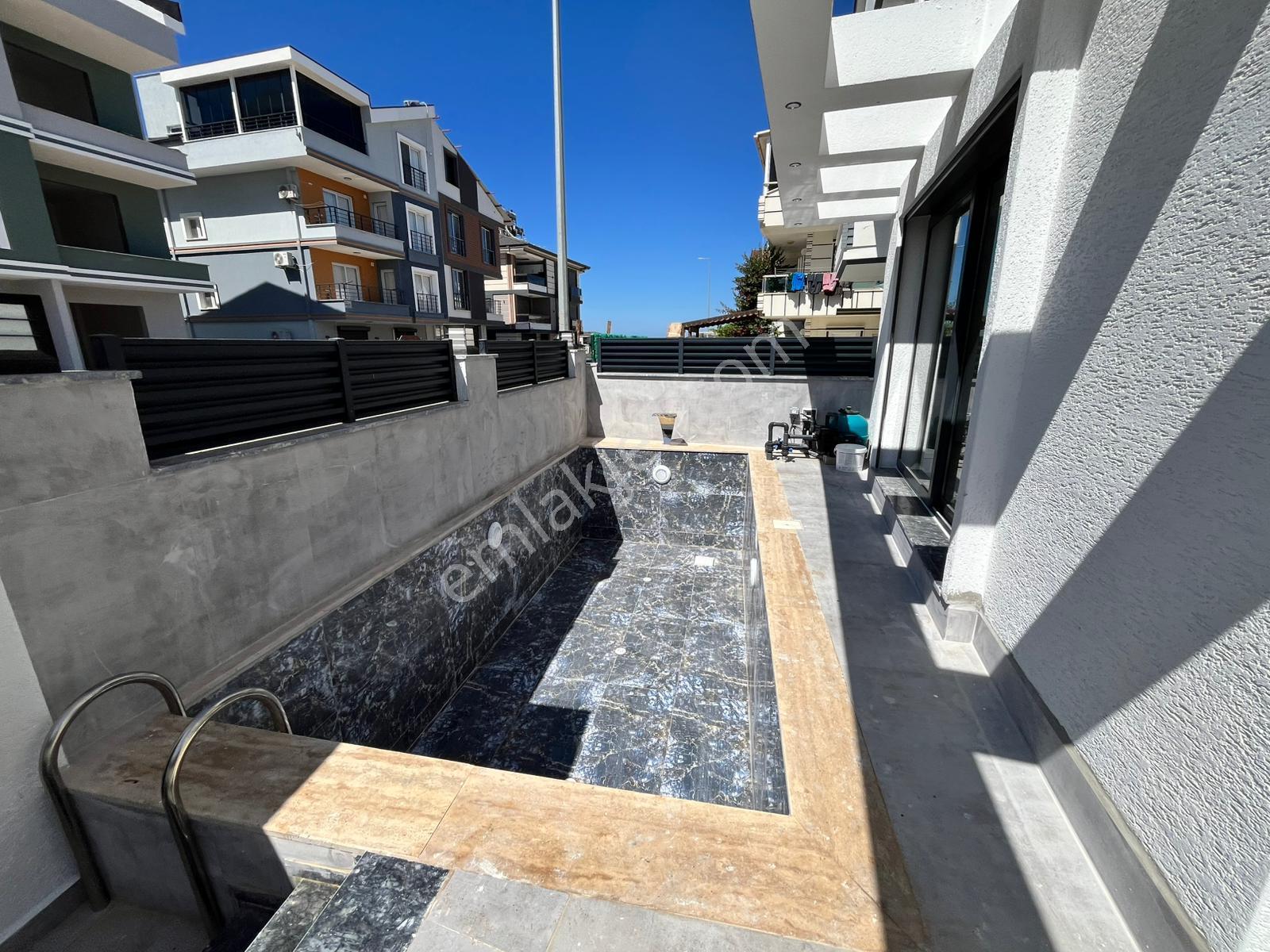 Didim Efeler'de Müstakil Havuzlu Akıllı Sistemli Sıfır Villa - Görsel 21