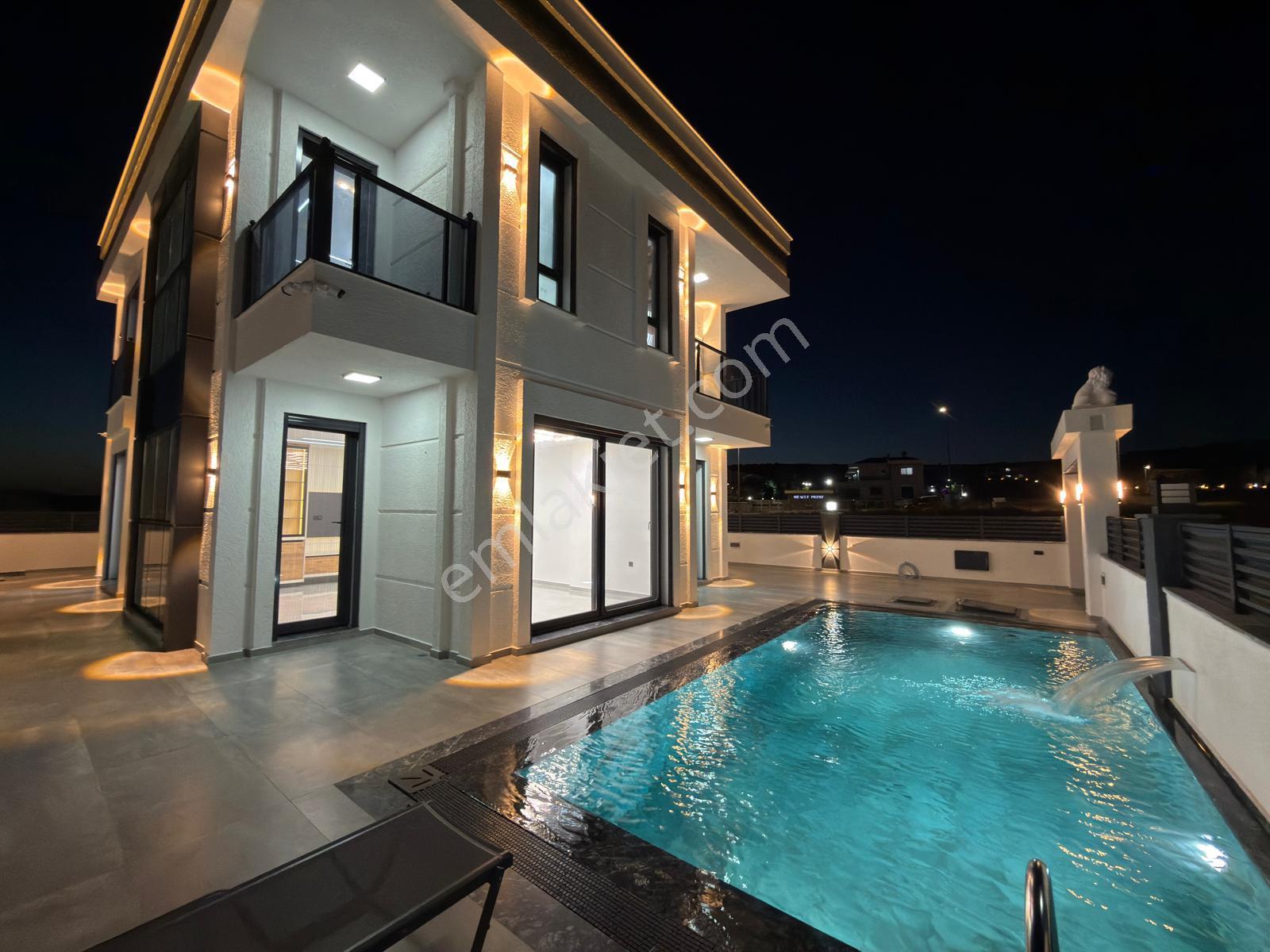 Didim Efeler'de Tam Müstakil Ultra Lüks Villa - Görsel 27