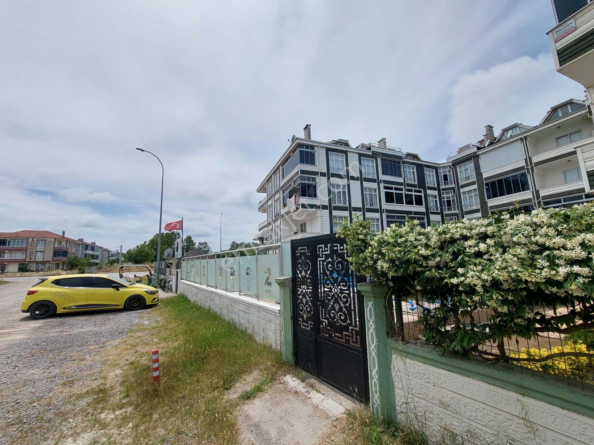 Havuzlu Sitede Eşyalı Kombili Denize Yakın 1+1 Satılık Daire - Görsel 9