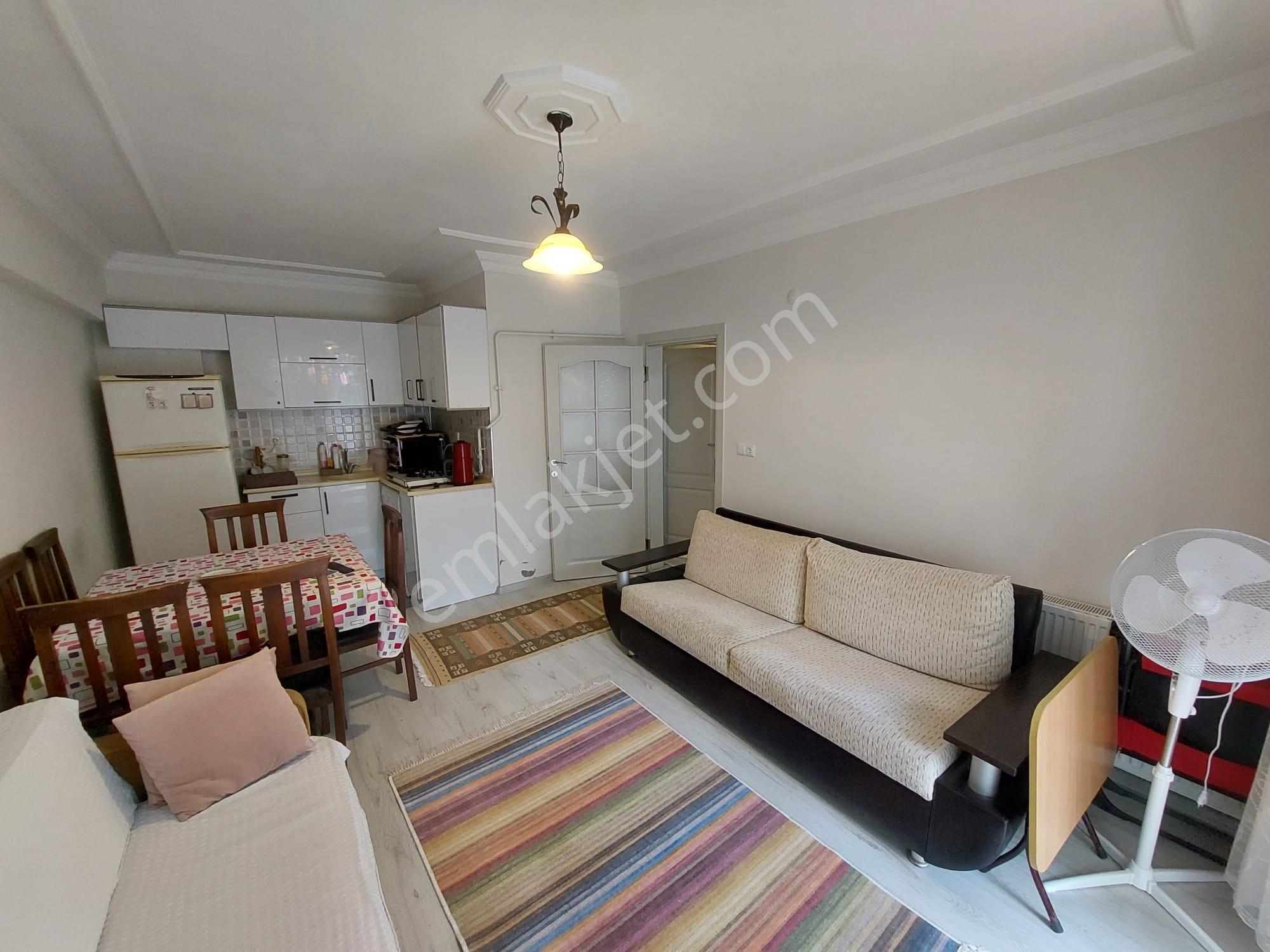 Havuzlu Sitede Eşyalı Kombili Denize Yakın 1+1 Satılık Daire - Görsel 17